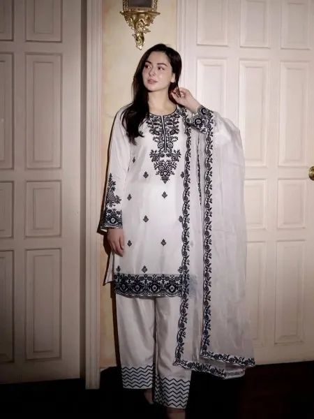Hania amir Rayon Cotton Embroidered Kurti with Farshi Pant & GMY Silk Dupatta Set thumbnail 13