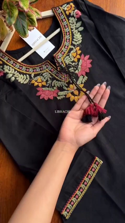 Kashmiri Embrodury Work Cotton Short Kurta thumbnail 2