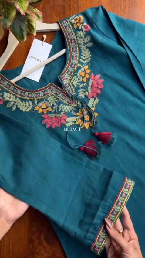 Kashmiri Embrodury Work Cotton Short Kurta thumbnail 3