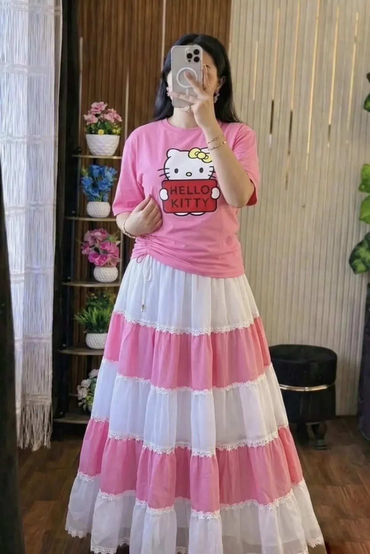 Stylish Skirt & T-Shirt Set For Women - Image 3
