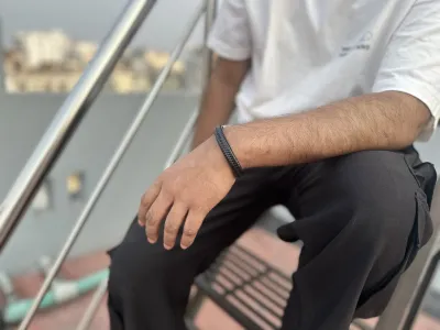 Hand-Woven Men's Bracelet Leather Alloy_img_4