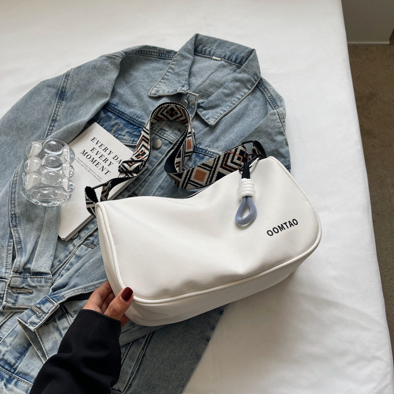 Casual Versatile Niche Bag for Women 2025 New Fashion Wide Shoulder Strap Crossbody Bag Lightweight