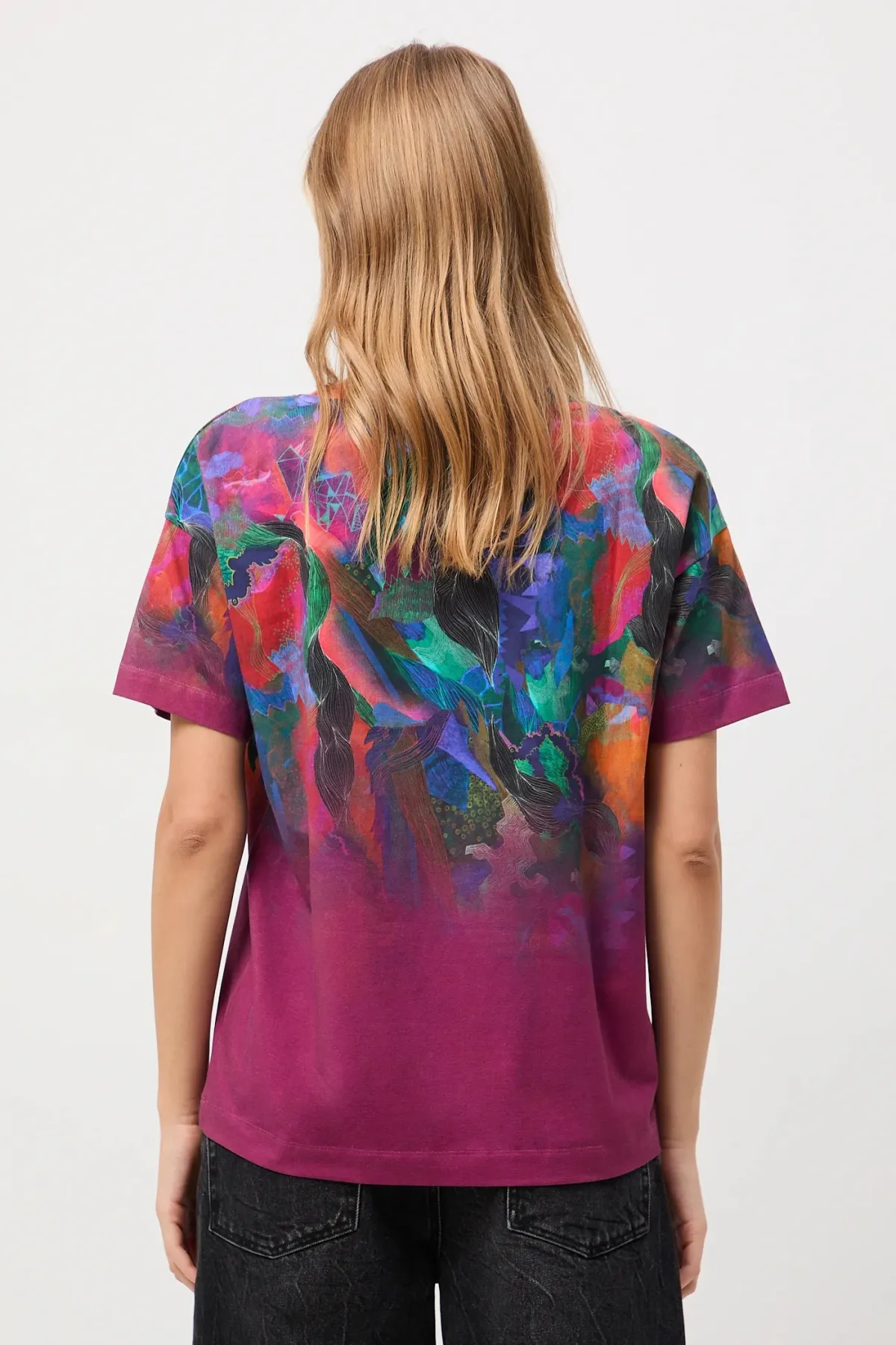 Oversized T-shirt - Image 8