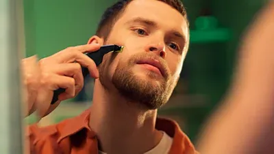 Philips QP6542/15 OneBlade Pro 360 Face And Body Rechargeable Trimmer & Shaver Grooming Kit_img_13