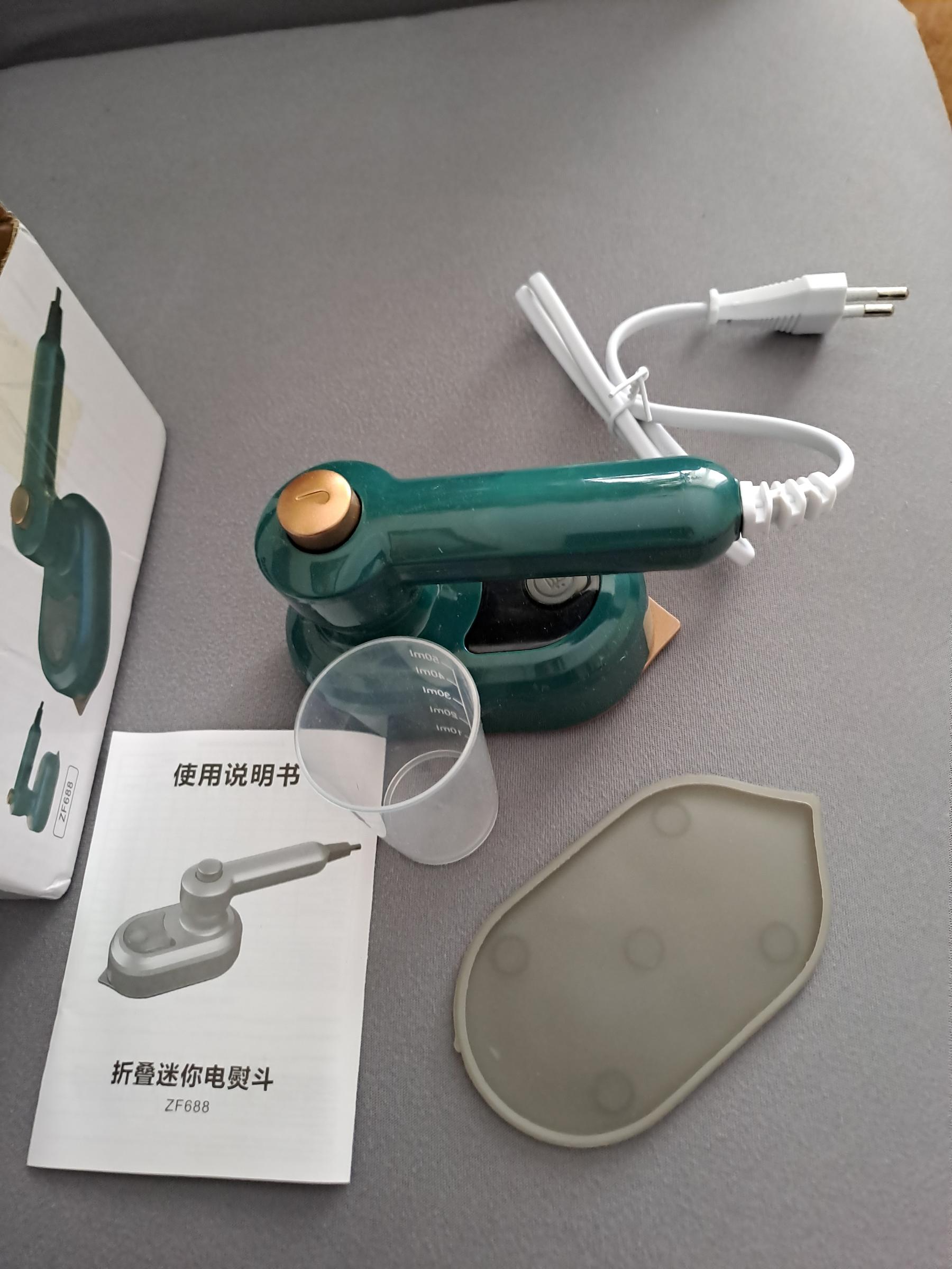 Mini Folding Dry and Wet Portable Iron With Water Spray - Electric Handheld Iron Approx. 160°C 🌡️_img_24