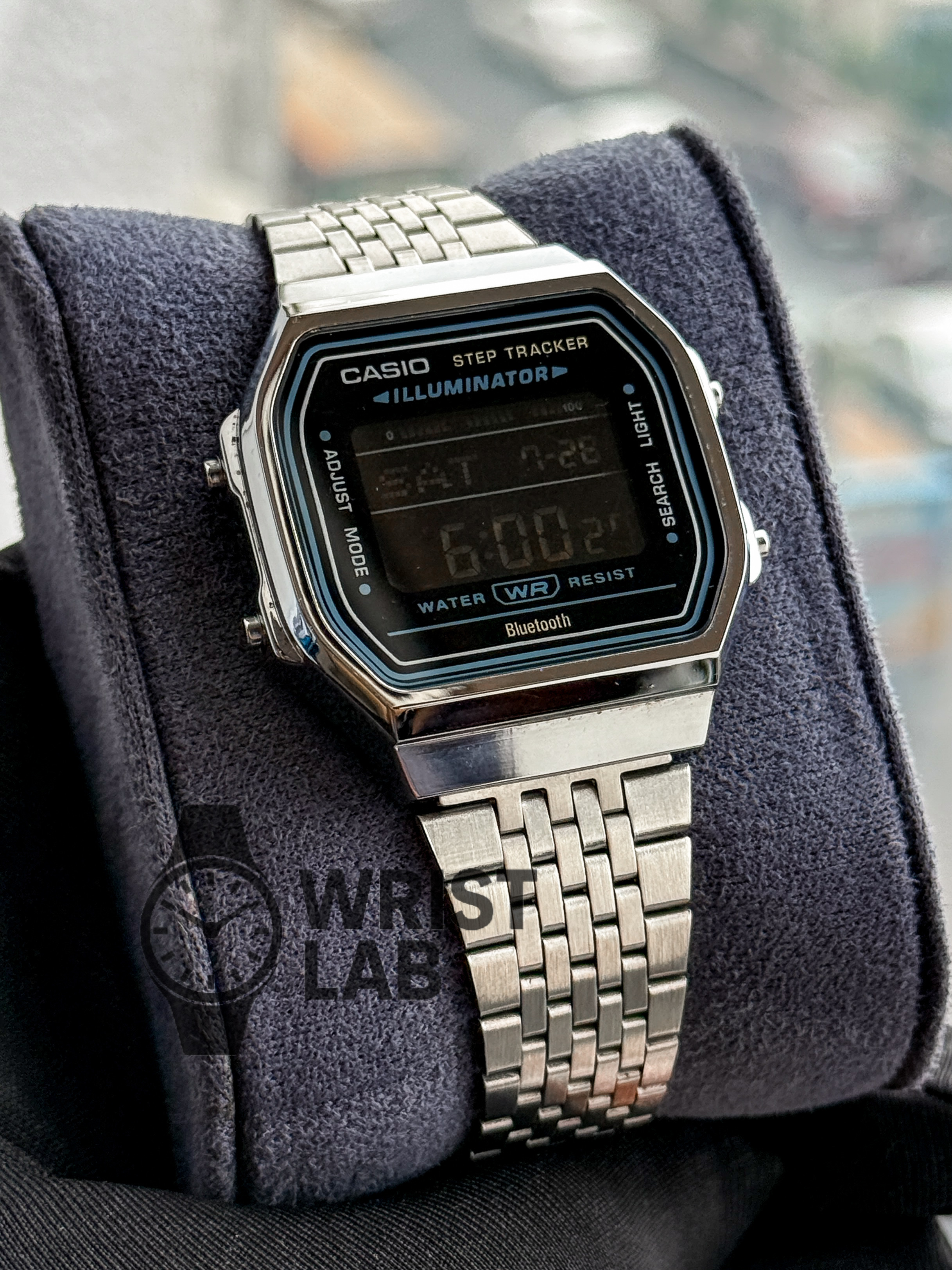 CASIO VINTAGE DIGITAL TRACKER NEGATIVE DISPLAY_img_1
