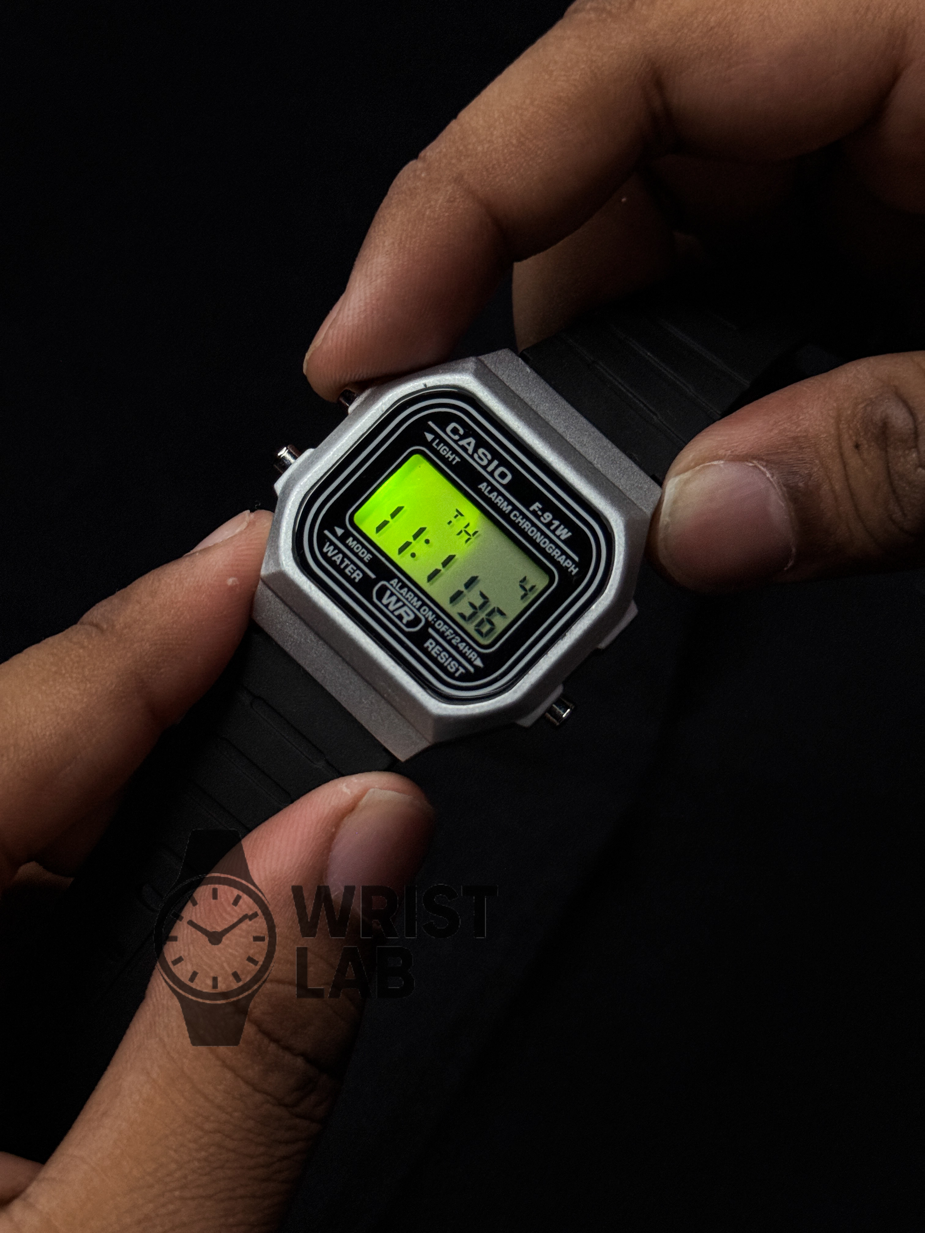 CASIO RETRO DIGITAL CLASSIC SILVER RESIN BELT_img_3