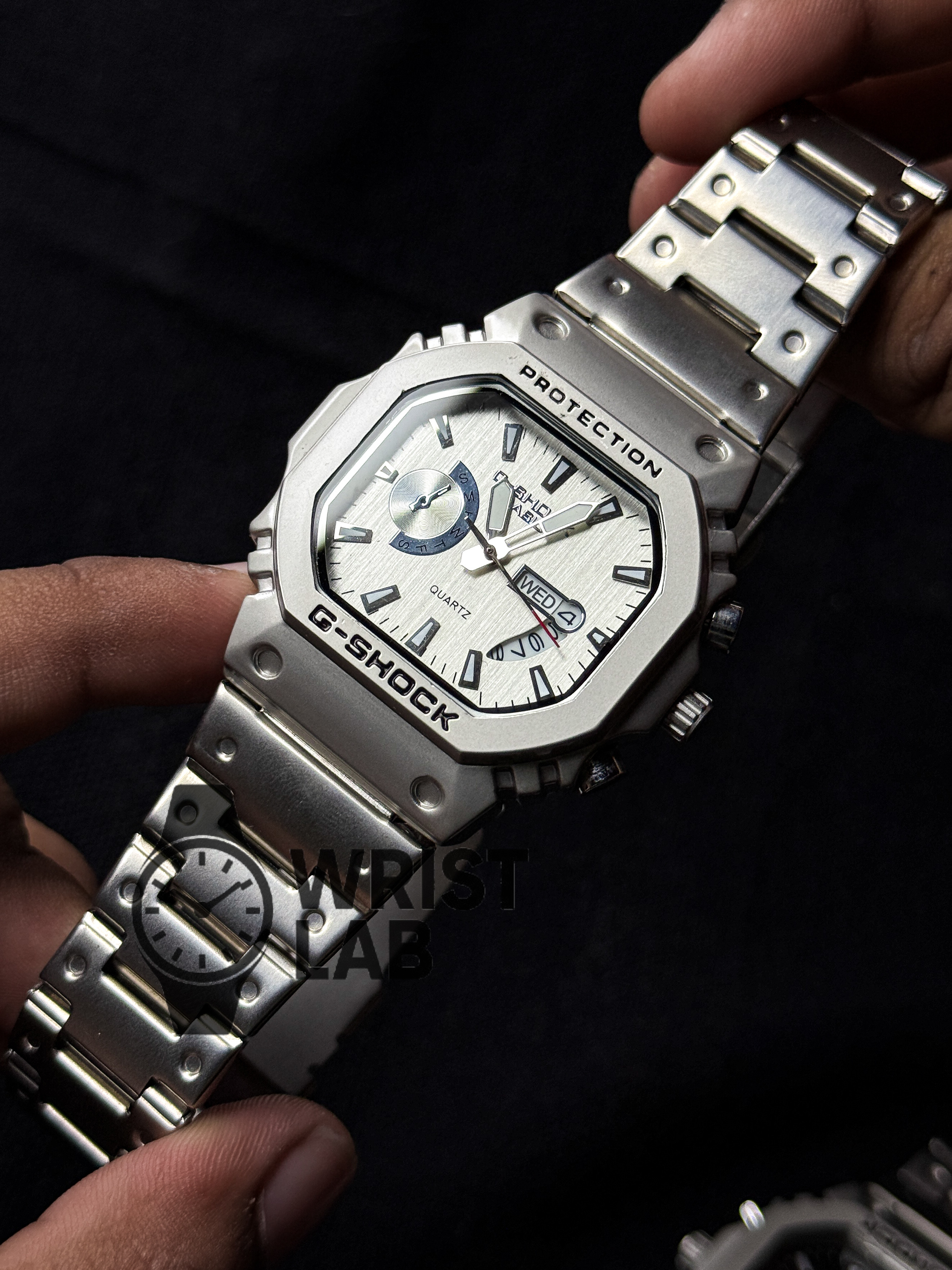 GSHOCK SQUARE CASE SILVER DIAL SILVER CHAIN_img_2