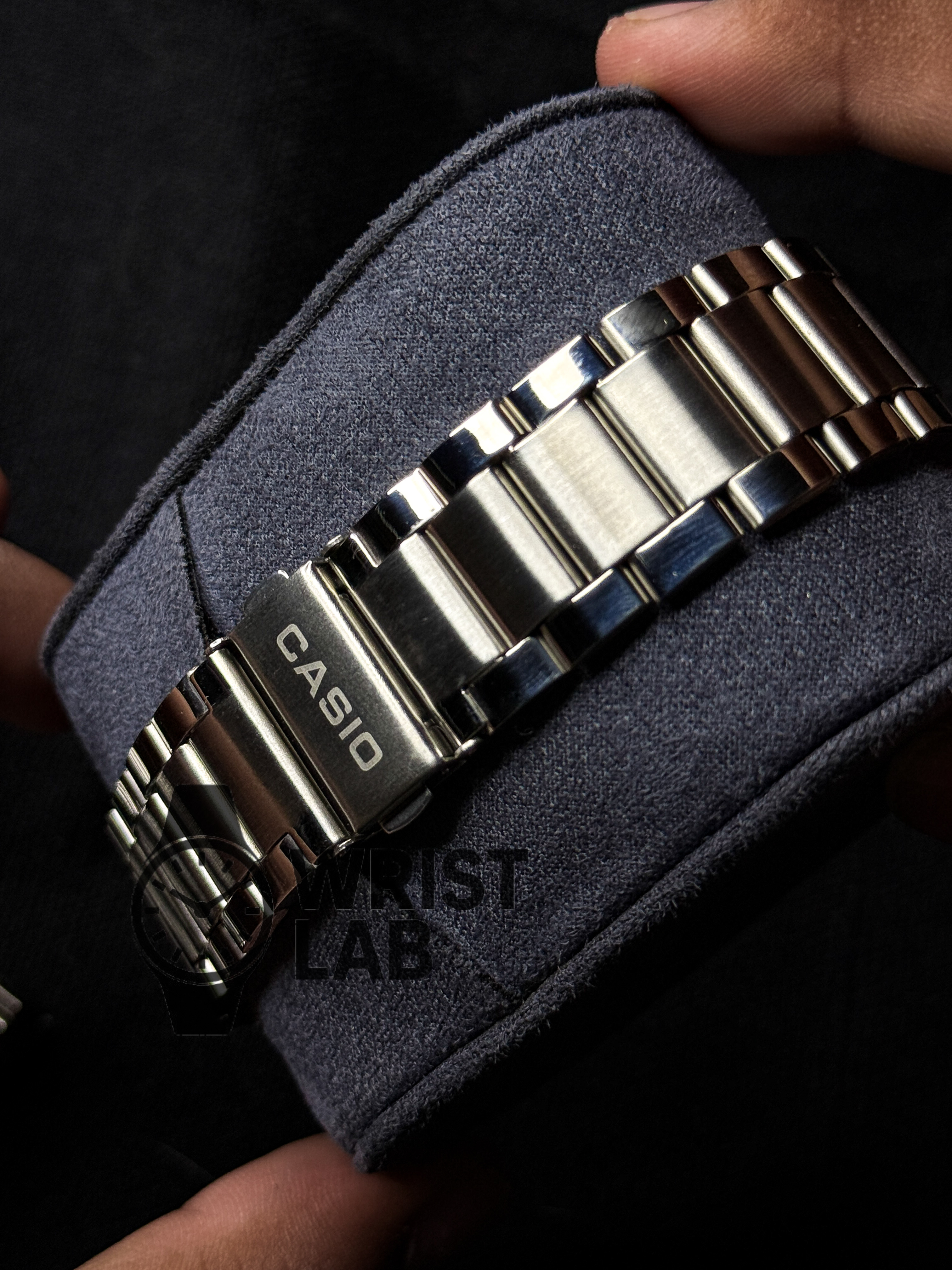 CASIO CLASSIC LINEAR SILVER CHAIN GREEN DIAL_img_3