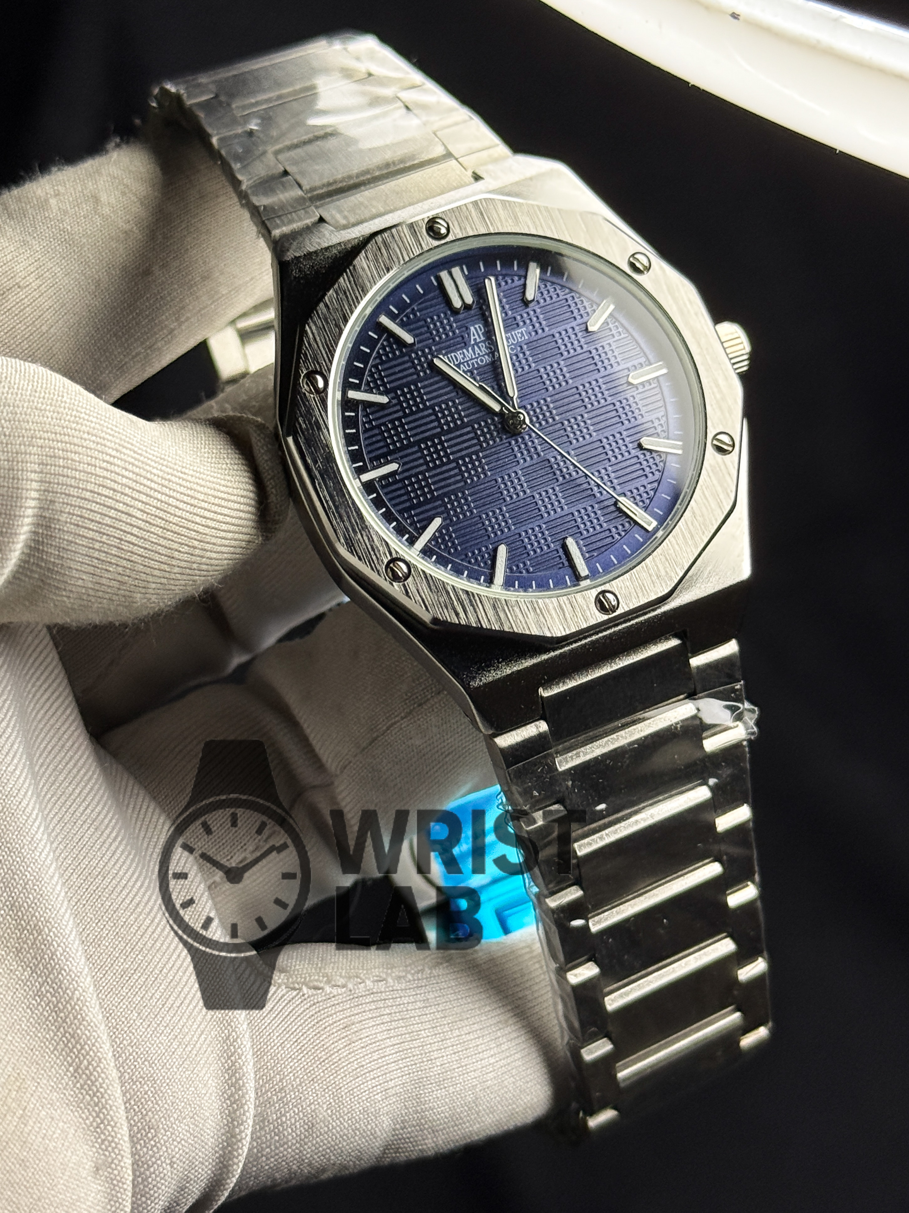 AP ROYAL AZURE OCTA-LINK SILVER CHAIN BLUE DIAl_img_0