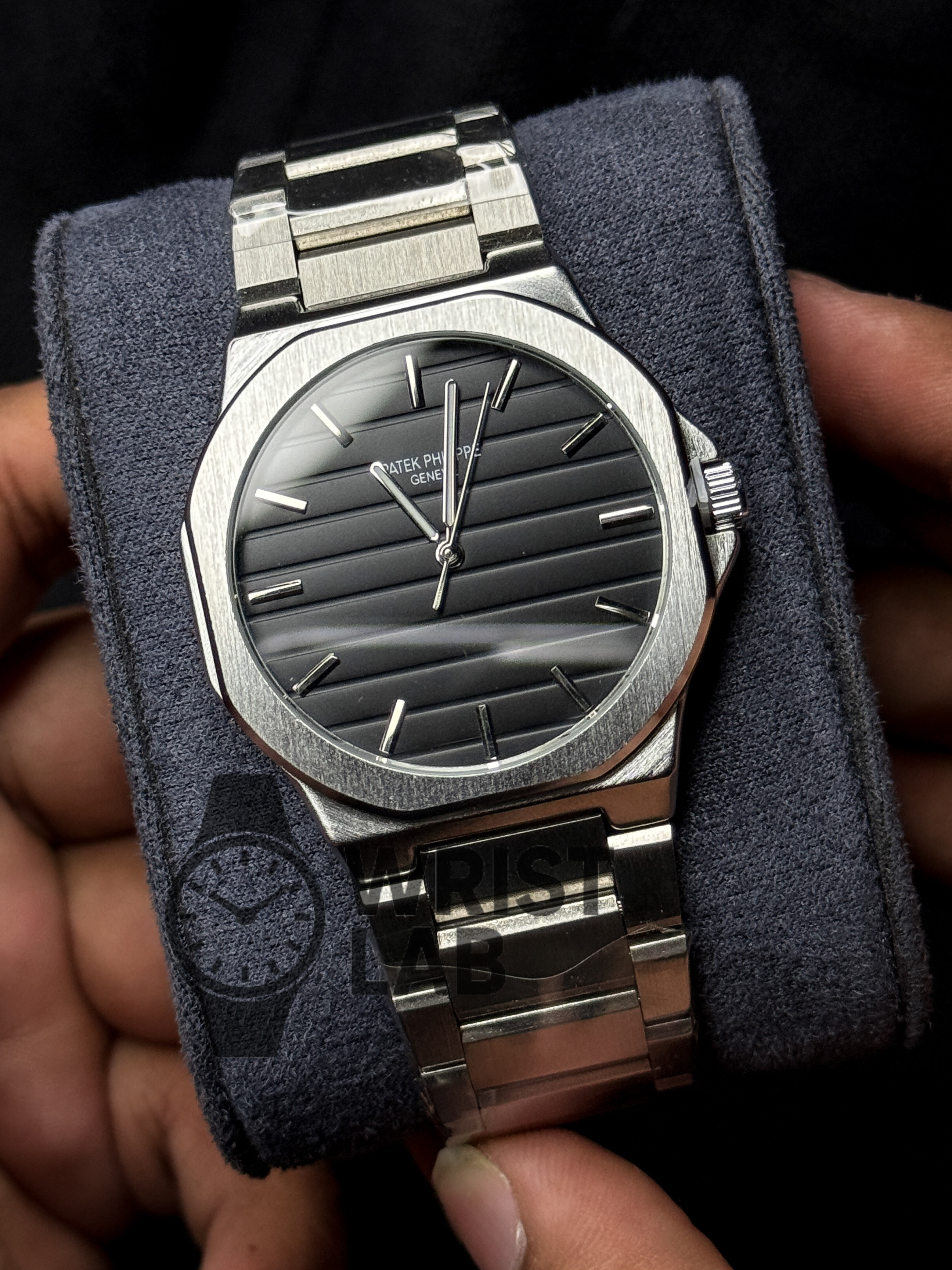 PATEK PHILIPPE MIDNIGHT RIBBED STEEL-LINK BLACK DIAL SILVER CHAIN_img_1