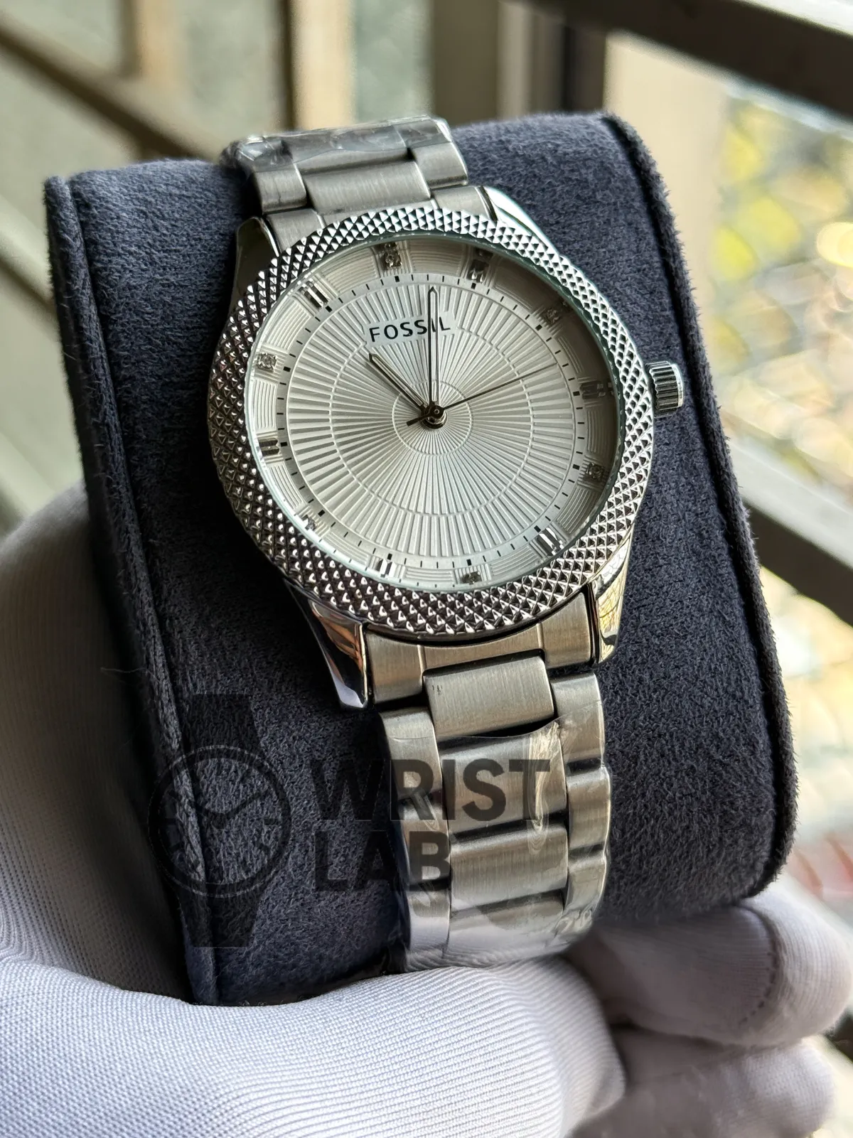 FOSSIL AZURE RADIANCE STEEL EDITION WHITE DIAL SILVER CHAIN
