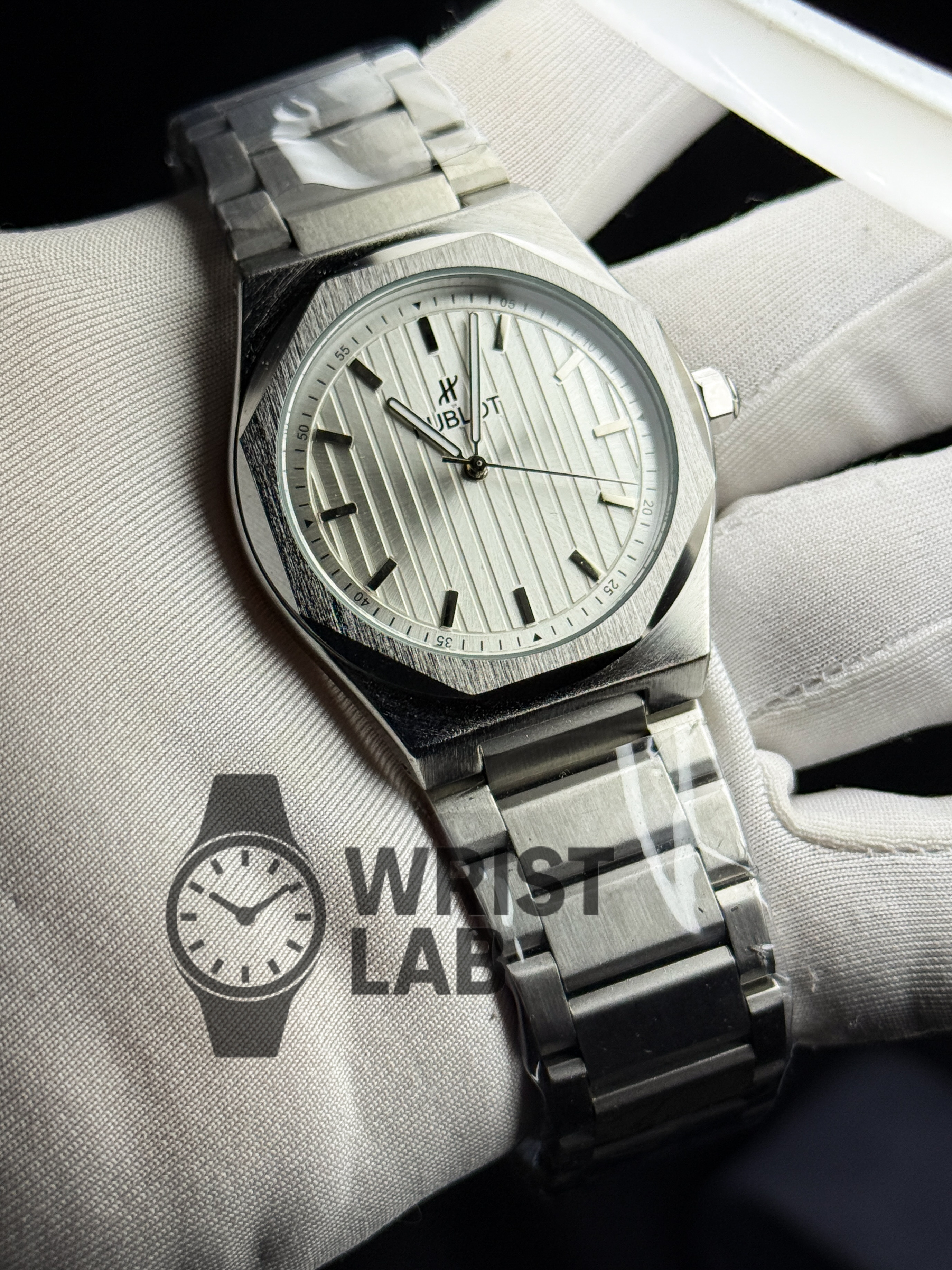 HUBLOT PINNACLE LINEAR SILVER CHAIN GREY DIAL_img_2