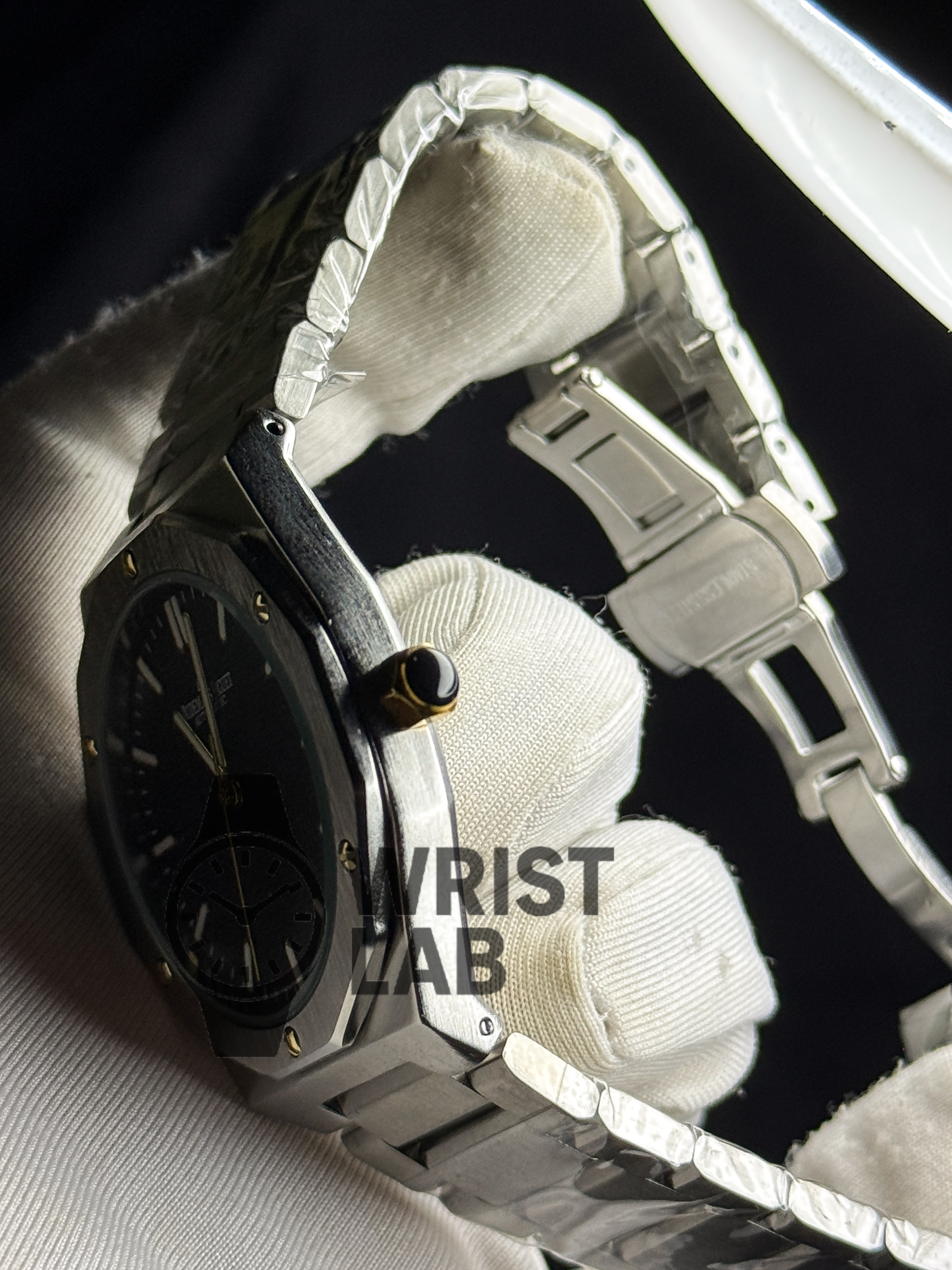 AP ROYAL AZURE OCTA-LINK TWO TONE WHITE DIAL SILVER CHAIN_img_4
