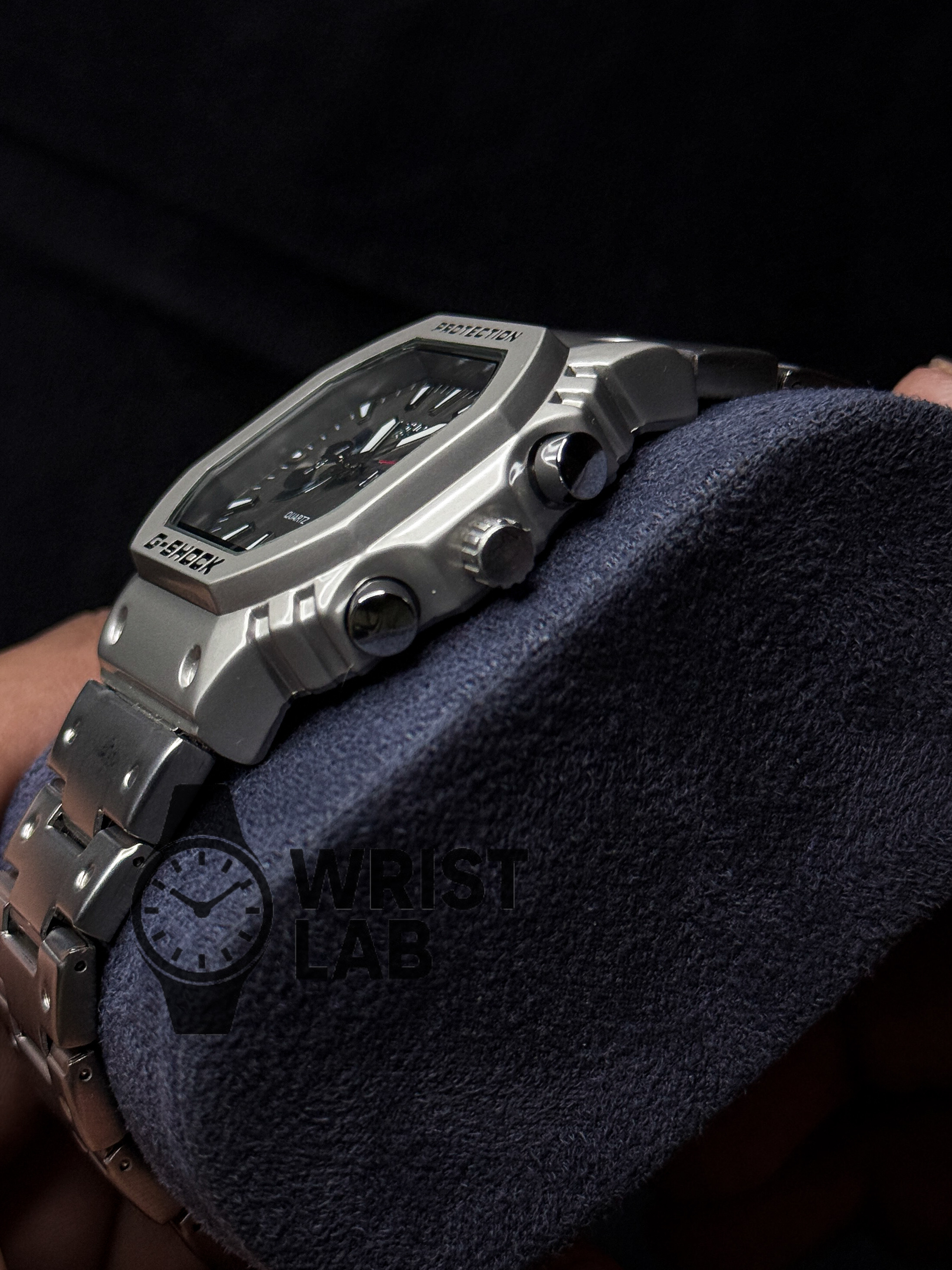 GSHOCK BLACK DIAL SILVER CHAIN_img_4