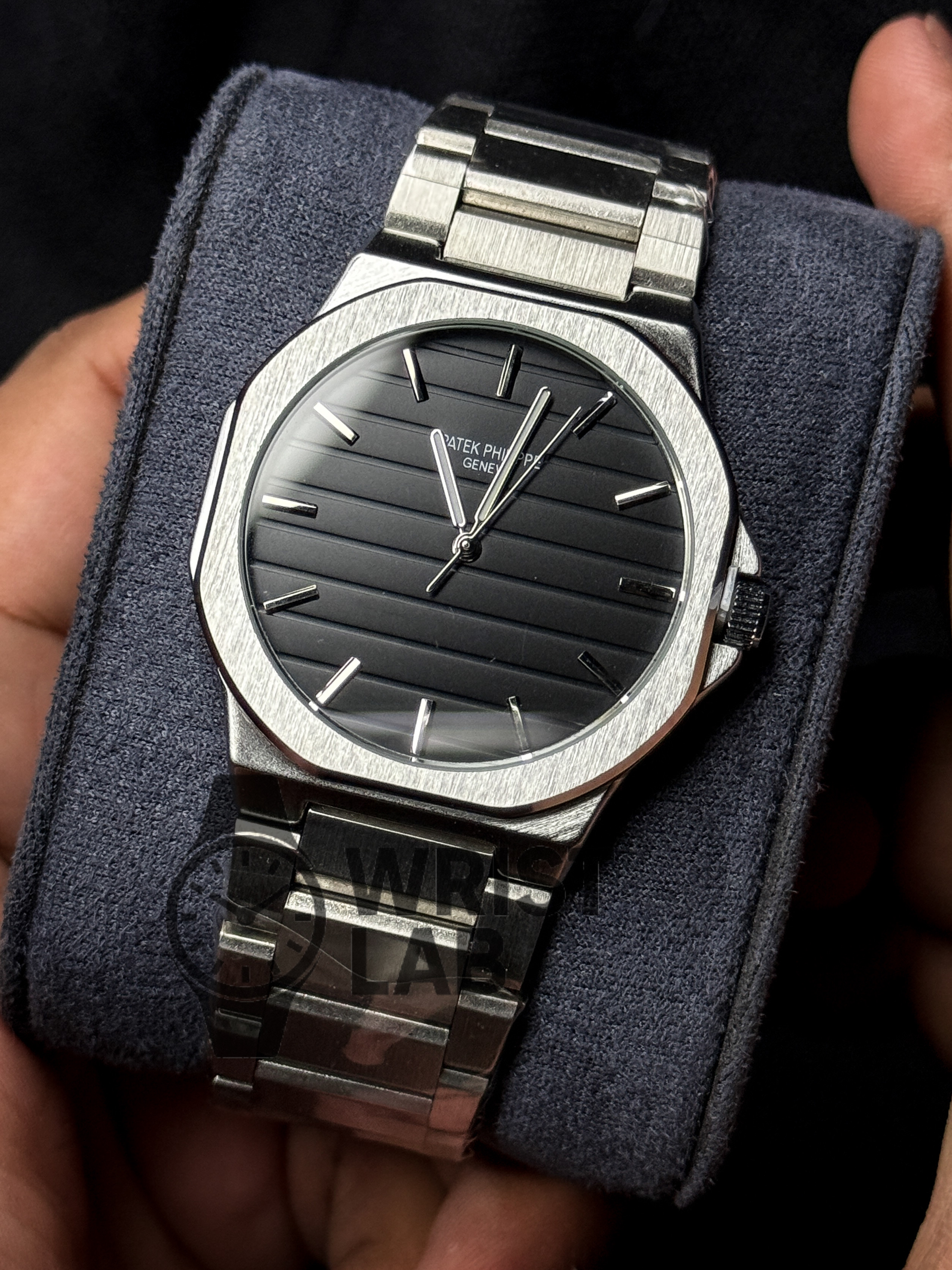 PATEK PHILIPPE MIDNIGHT RIBBED STEEL-LINK BLACK DIAL SILVER CHAIN_img_0