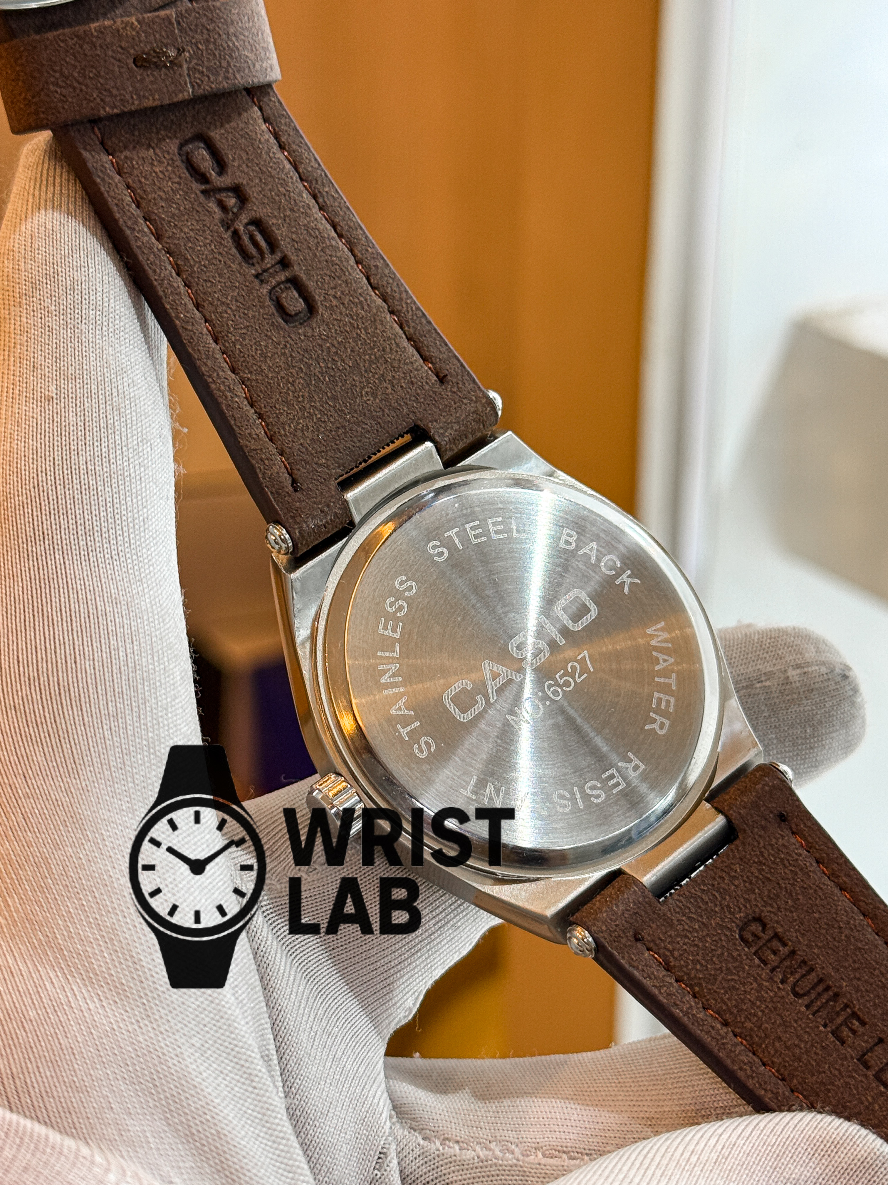 EDIFICE ELITE BROWN BELT SILVER CASE_img_3