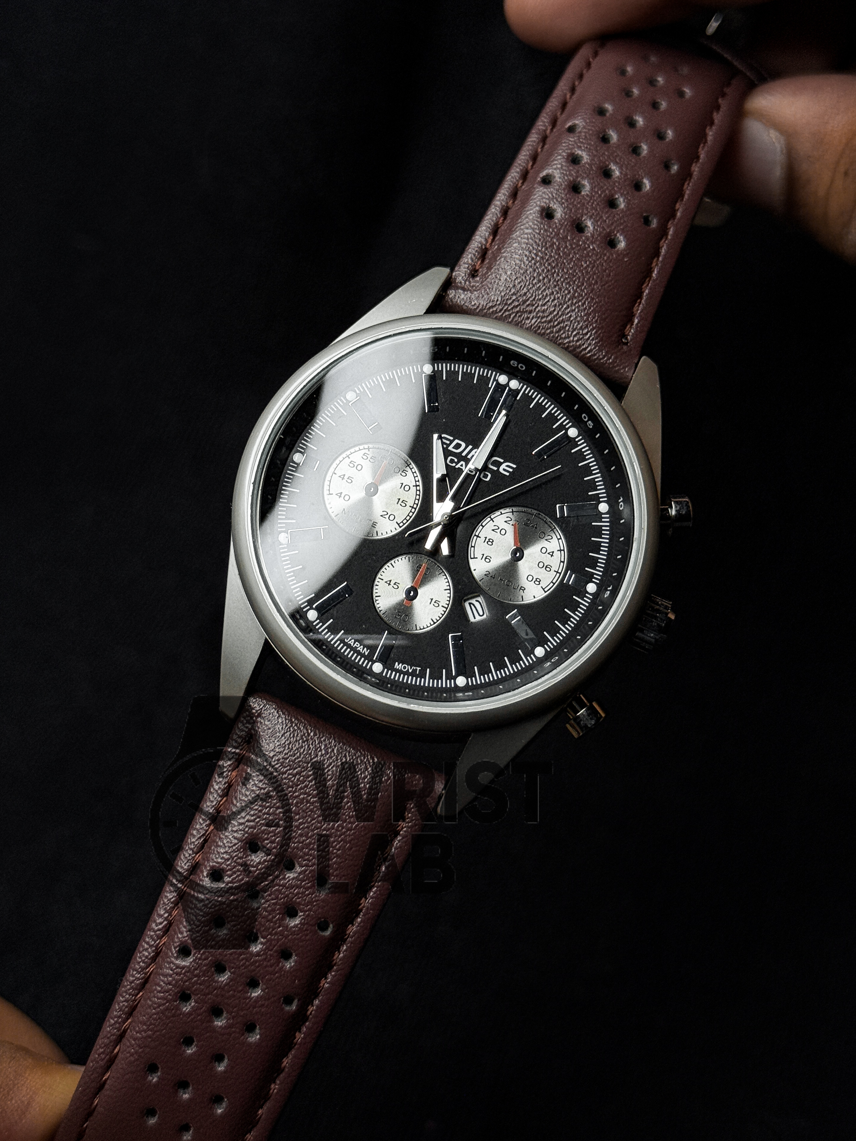 EDIFICE CLASSIC TRI-SUBDIAL BLACK DIAL BROWN BELT_img_0