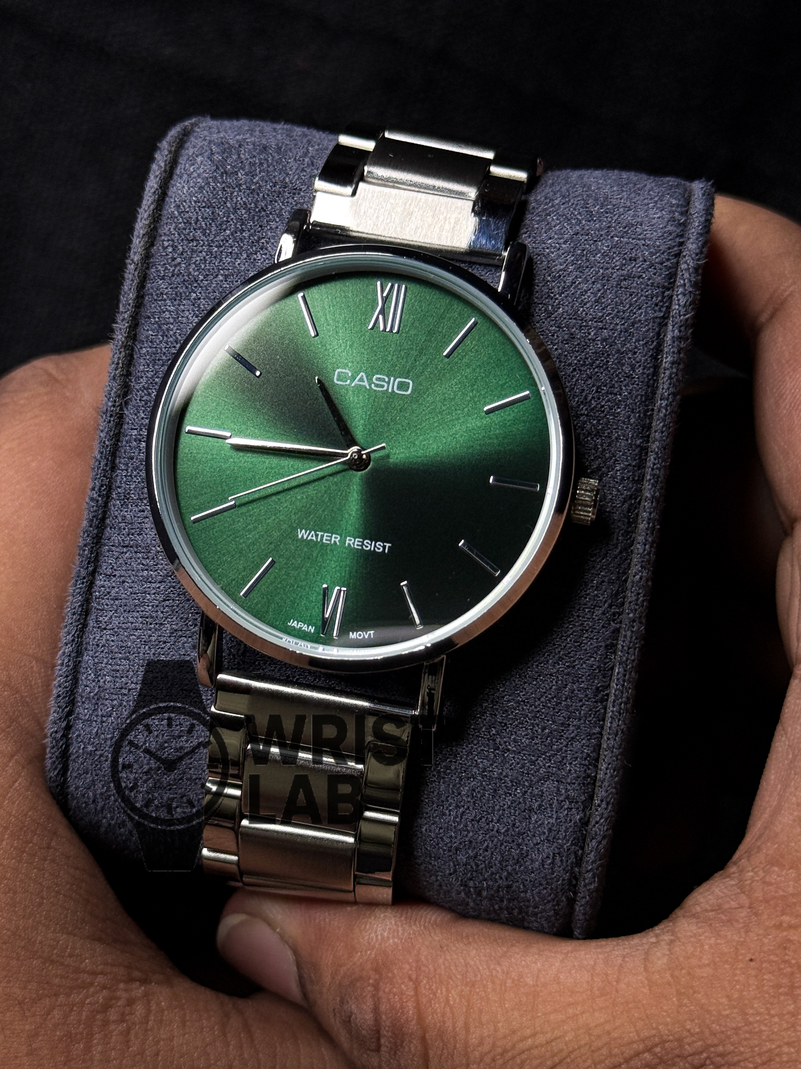 CASIO CLASSIC LINEAR SILVER CHAIN GREEN DIAL_img_0