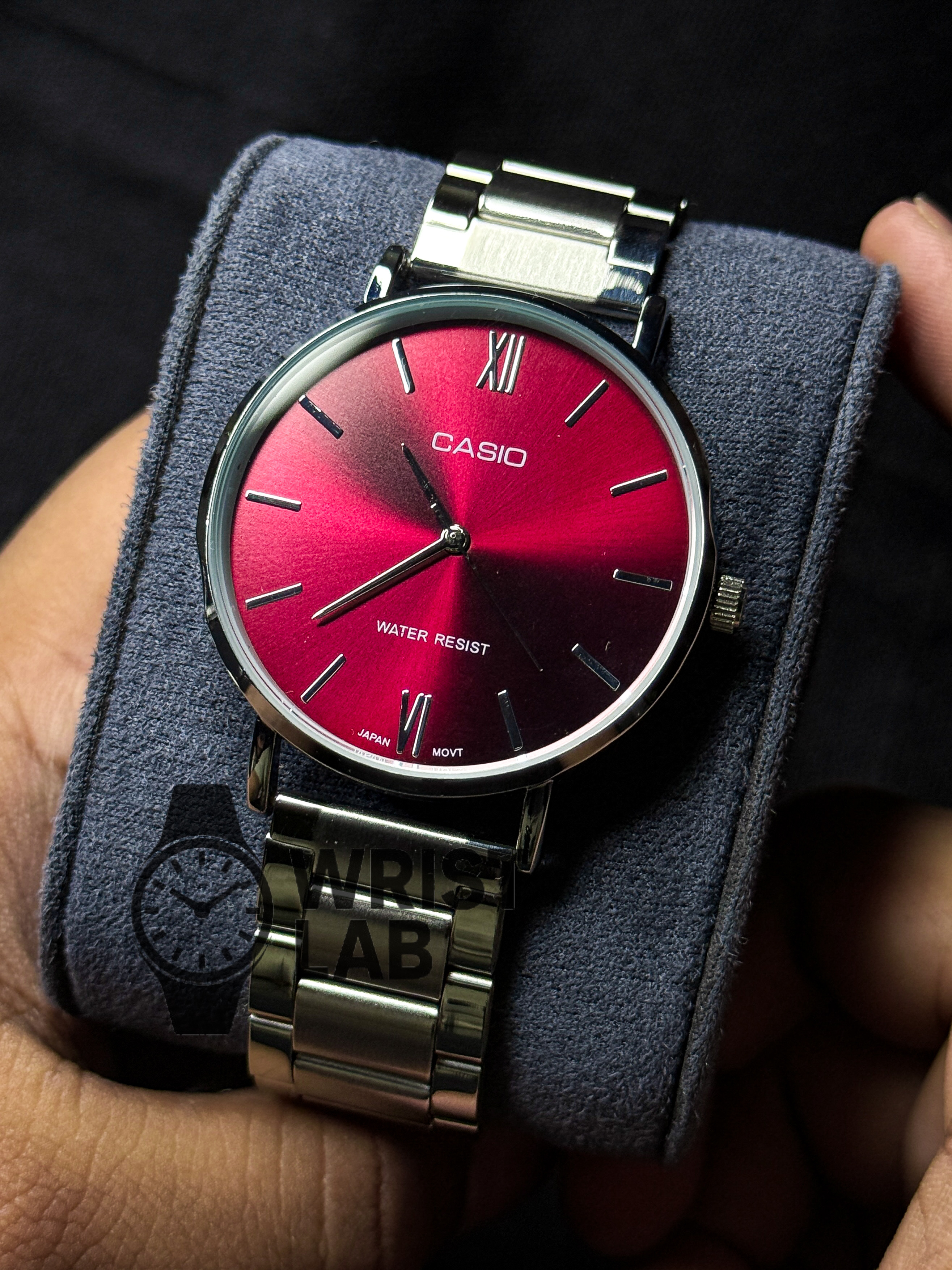 CASIO CLASSIC LINEAR SILVER CHAIN RED DIAL_img_0