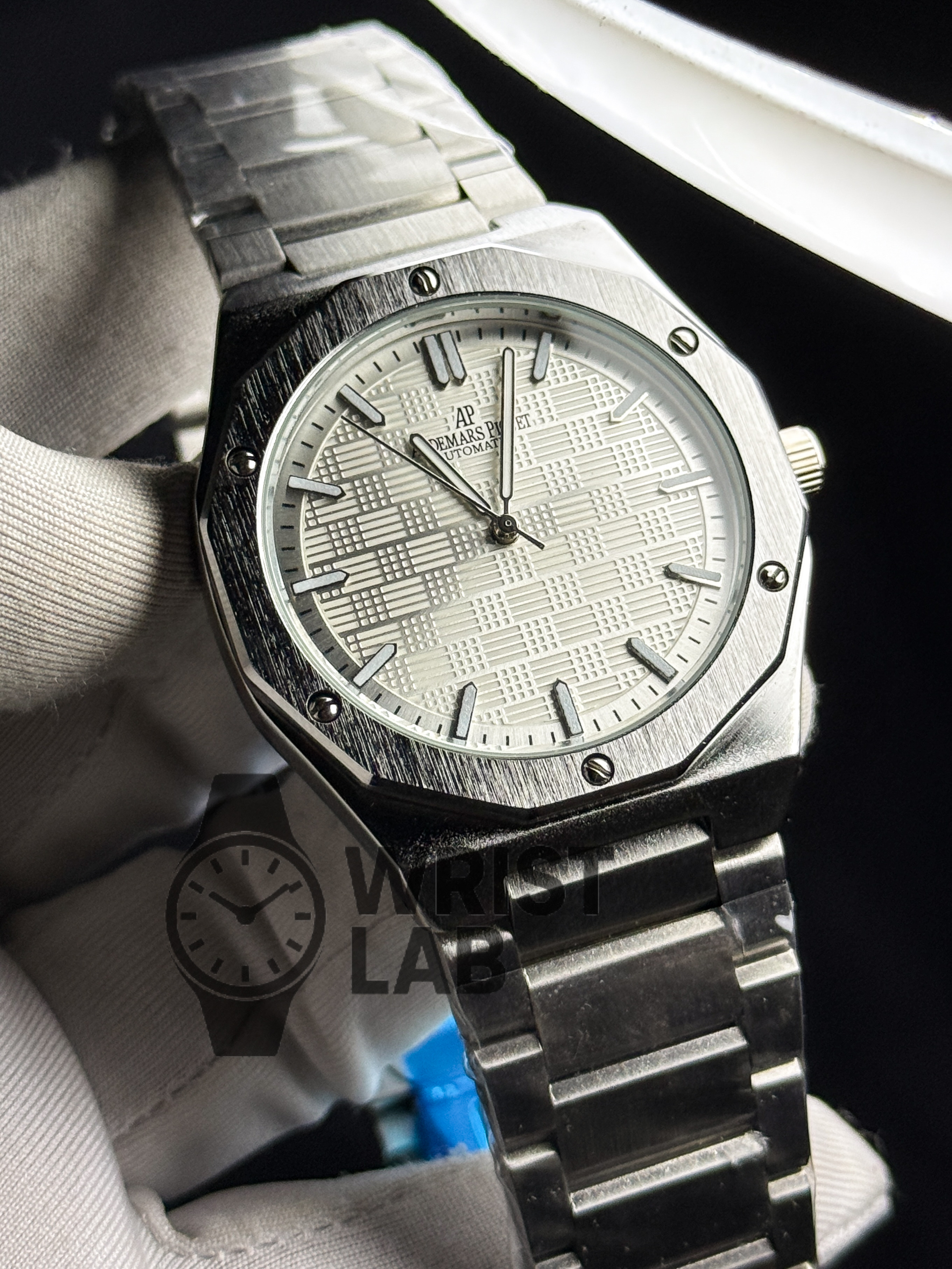AP ROYAL AZURE OCTA-LINK SILVER CHAIN WHITE DIAl_img_1