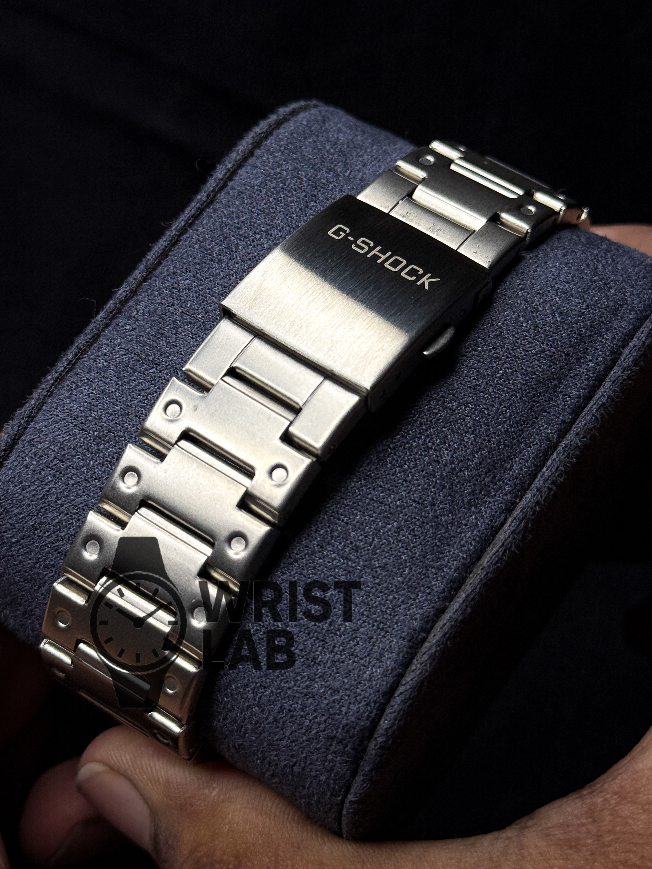 GSHOCK SQUARE CASE SILVER DIAL SILVER CHAIN_img_3