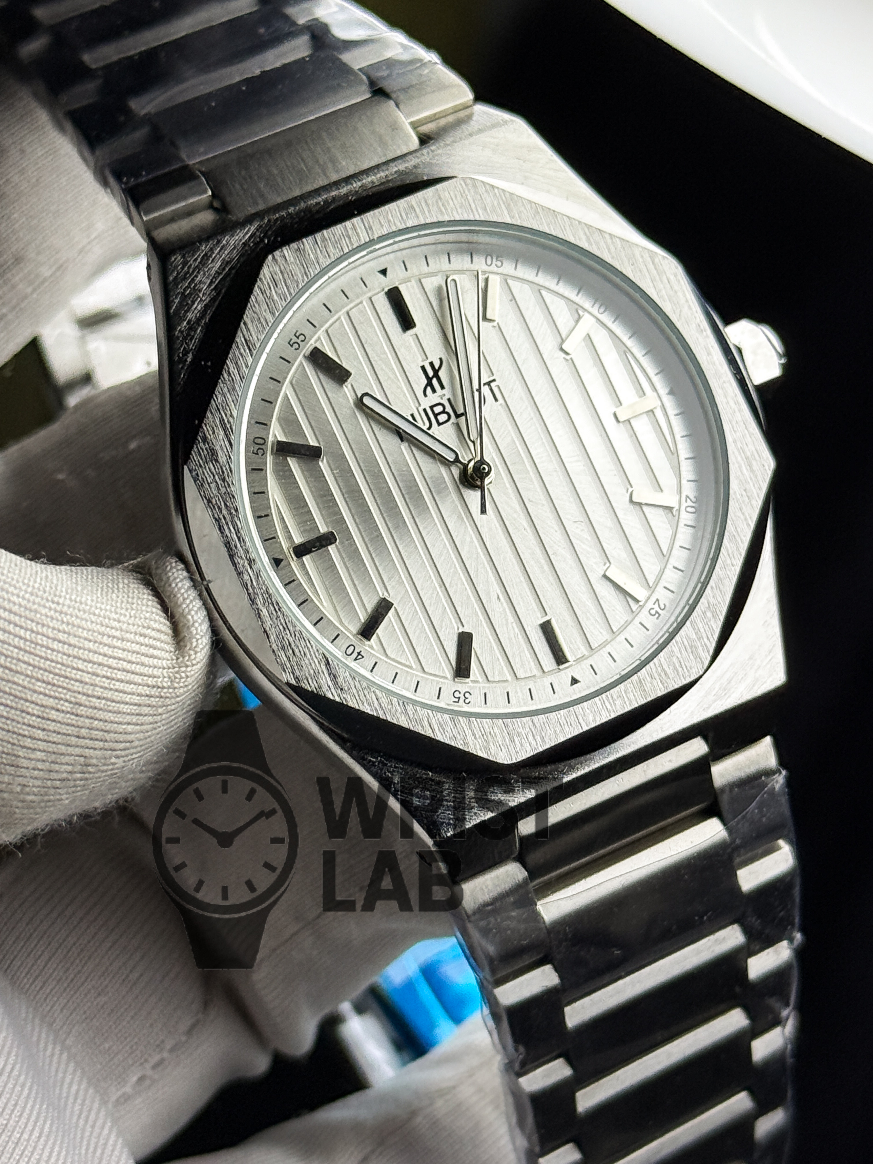 HUBLOT PINNACLE LINEAR SILVER CHAIN GREY DIAL_img_1