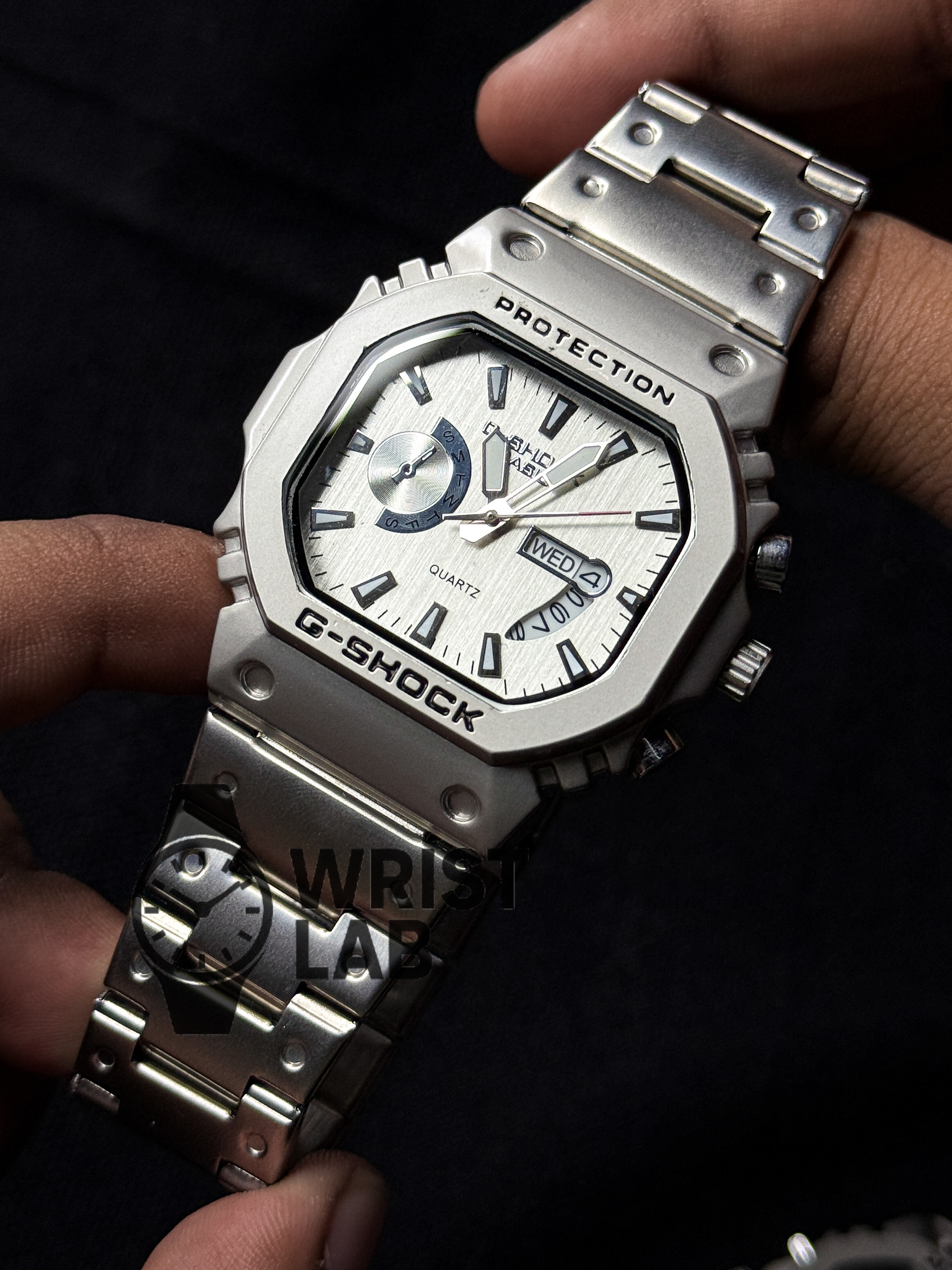 GSHOCK SQUARE CASE SILVER DIAL SILVER CHAIN_img_1