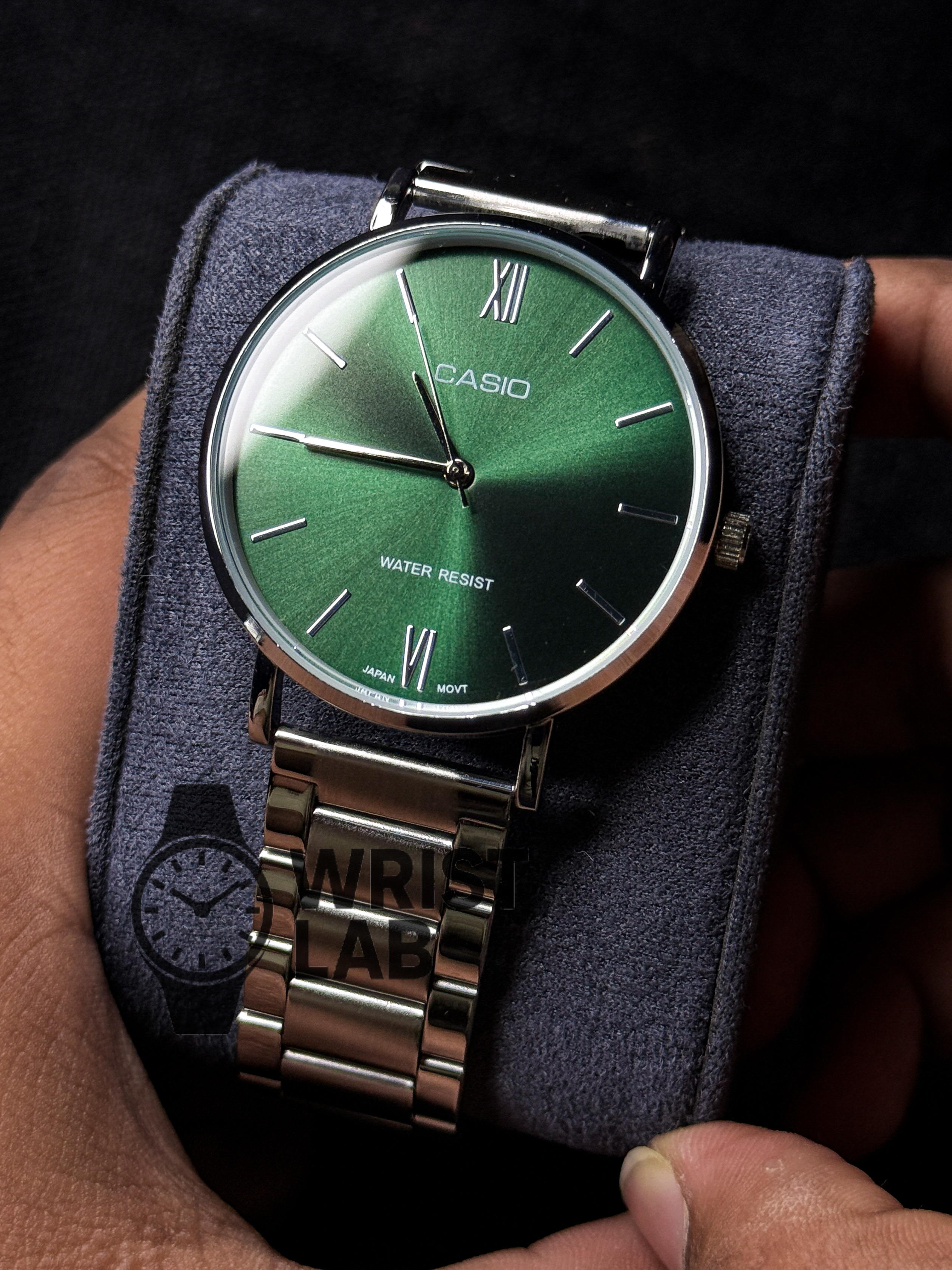 CASIO CLASSIC LINEAR SILVER CHAIN GREEN DIAL_img_1