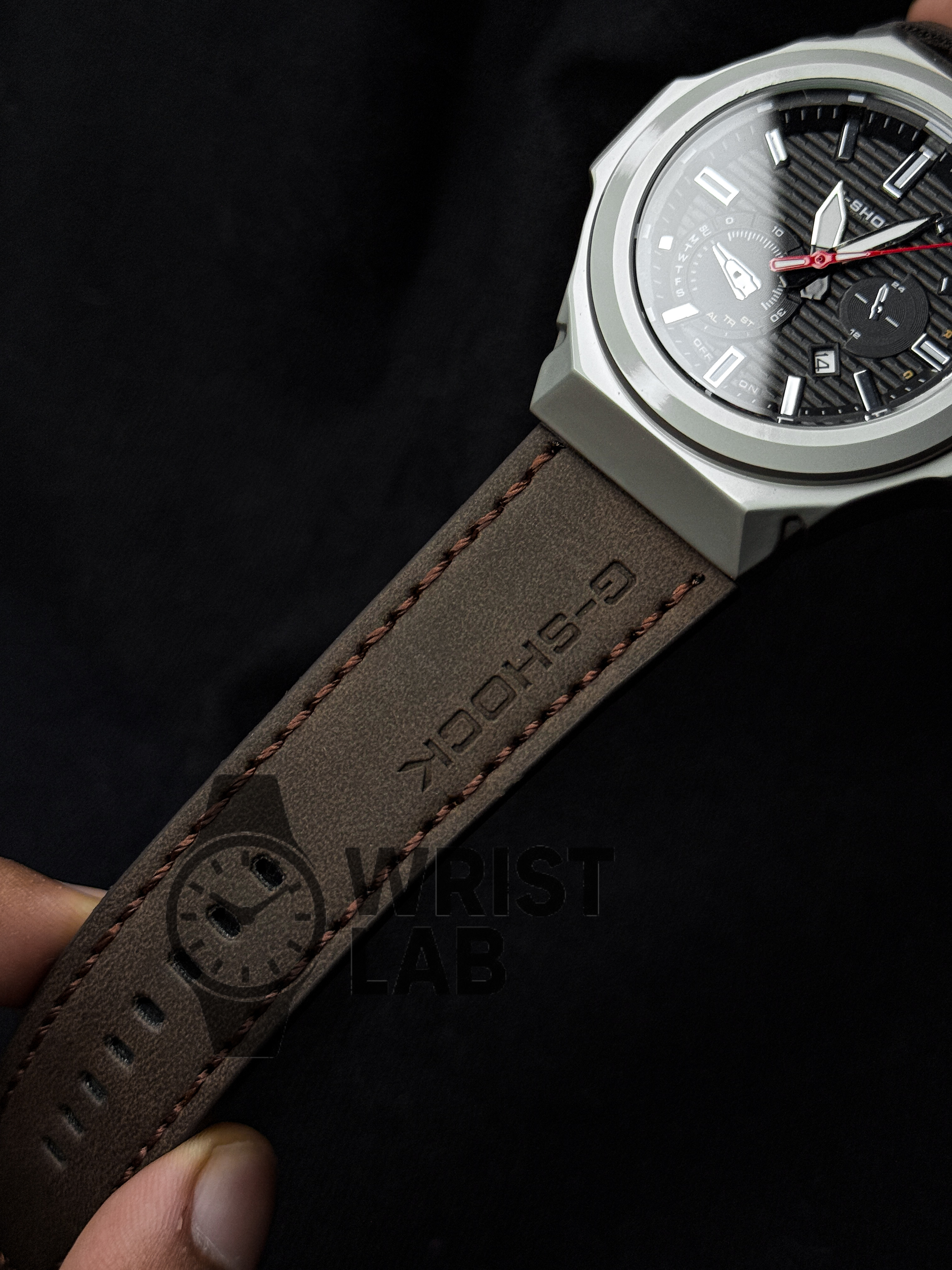 GSHOCK STEELFORGE OCTAGON BROWN BELT WHITE DIAL_img_4