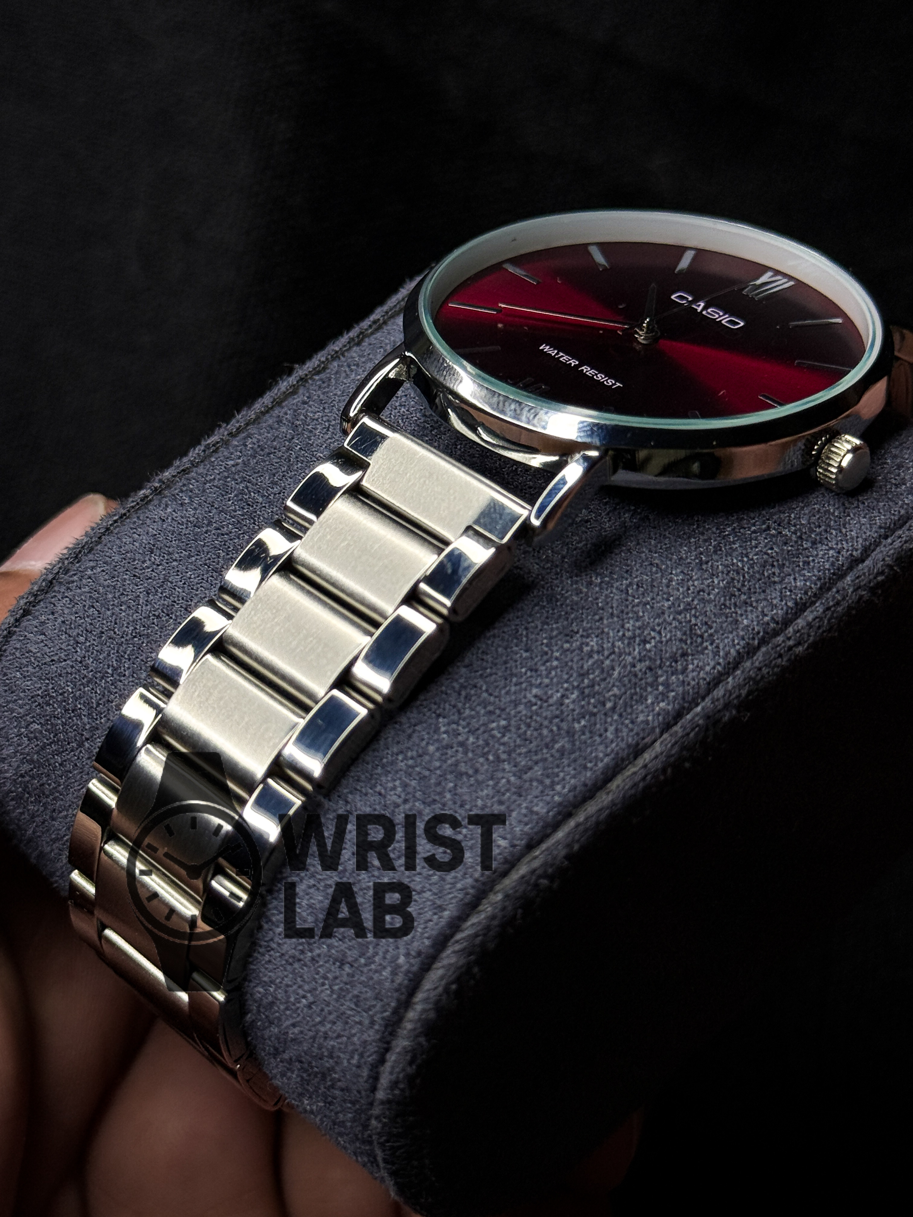 CASIO CLASSIC LINEAR SILVER CHAIN RED DIAL_img_3