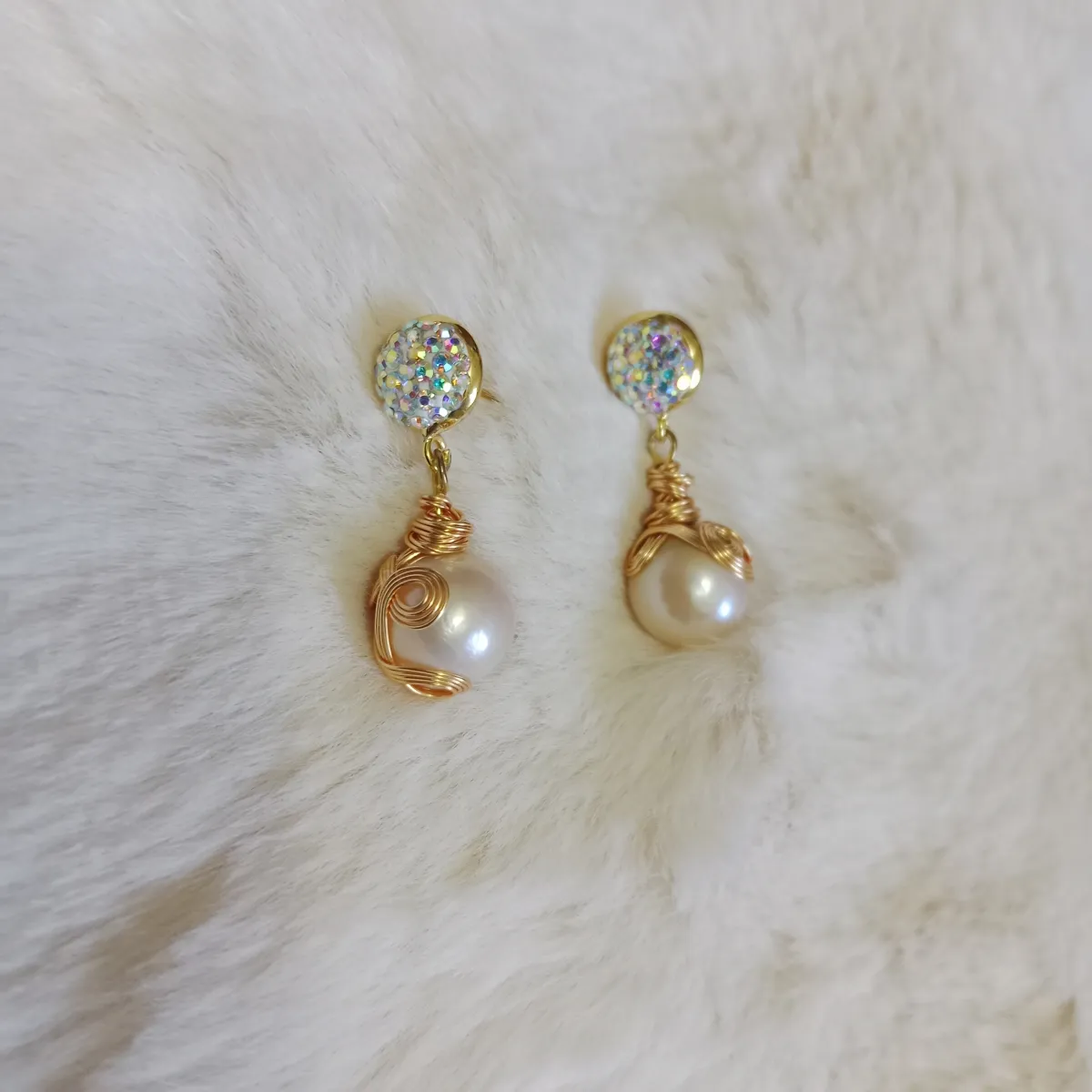 Pearl Exclusive  Ear Ring