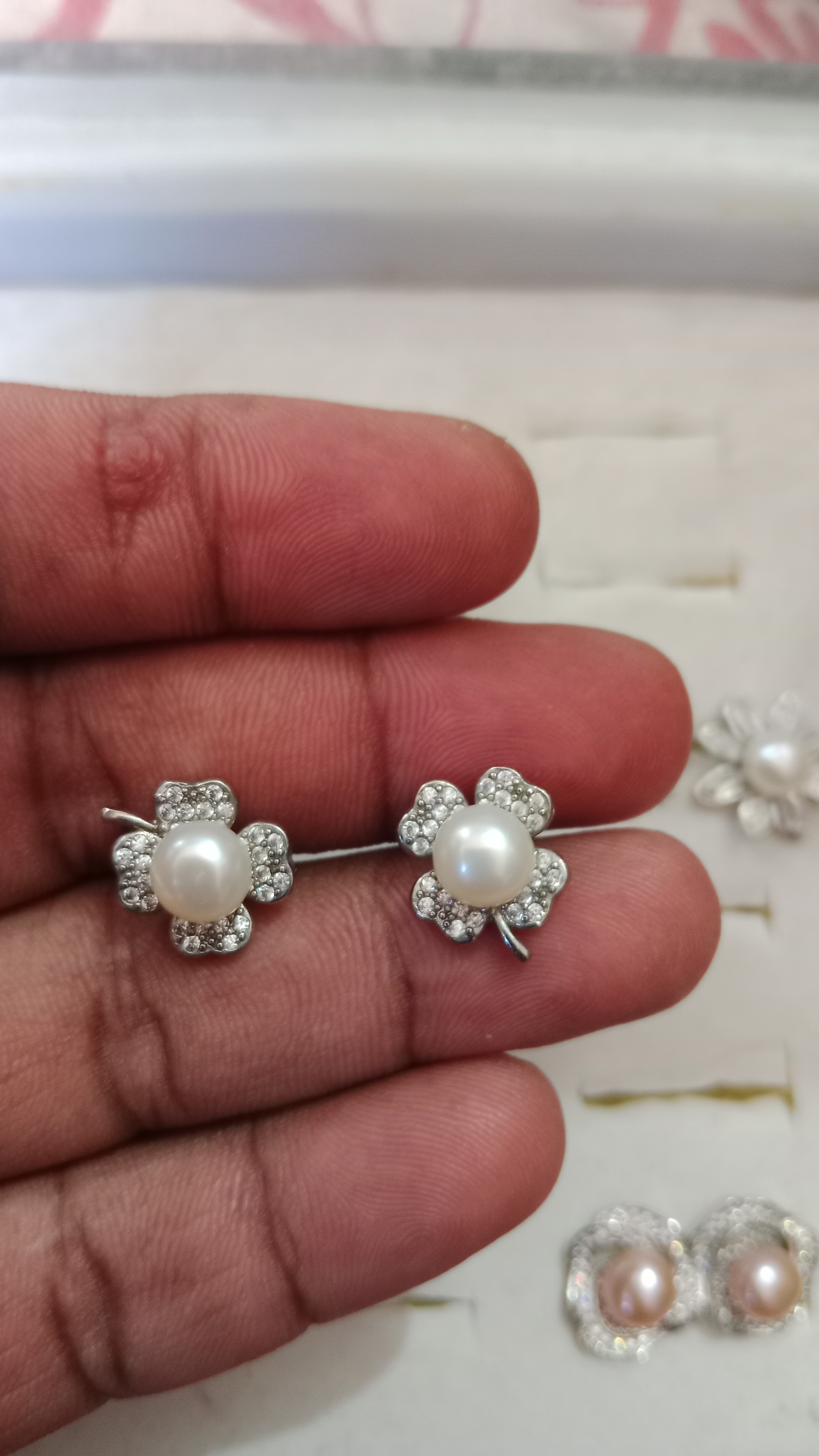 Leaf Shape pearl ear ring_img_0