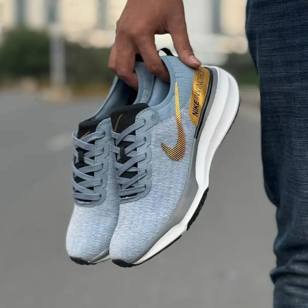 NIKE AIR ZOOM SNEAKER (PREMIUM BLUE)