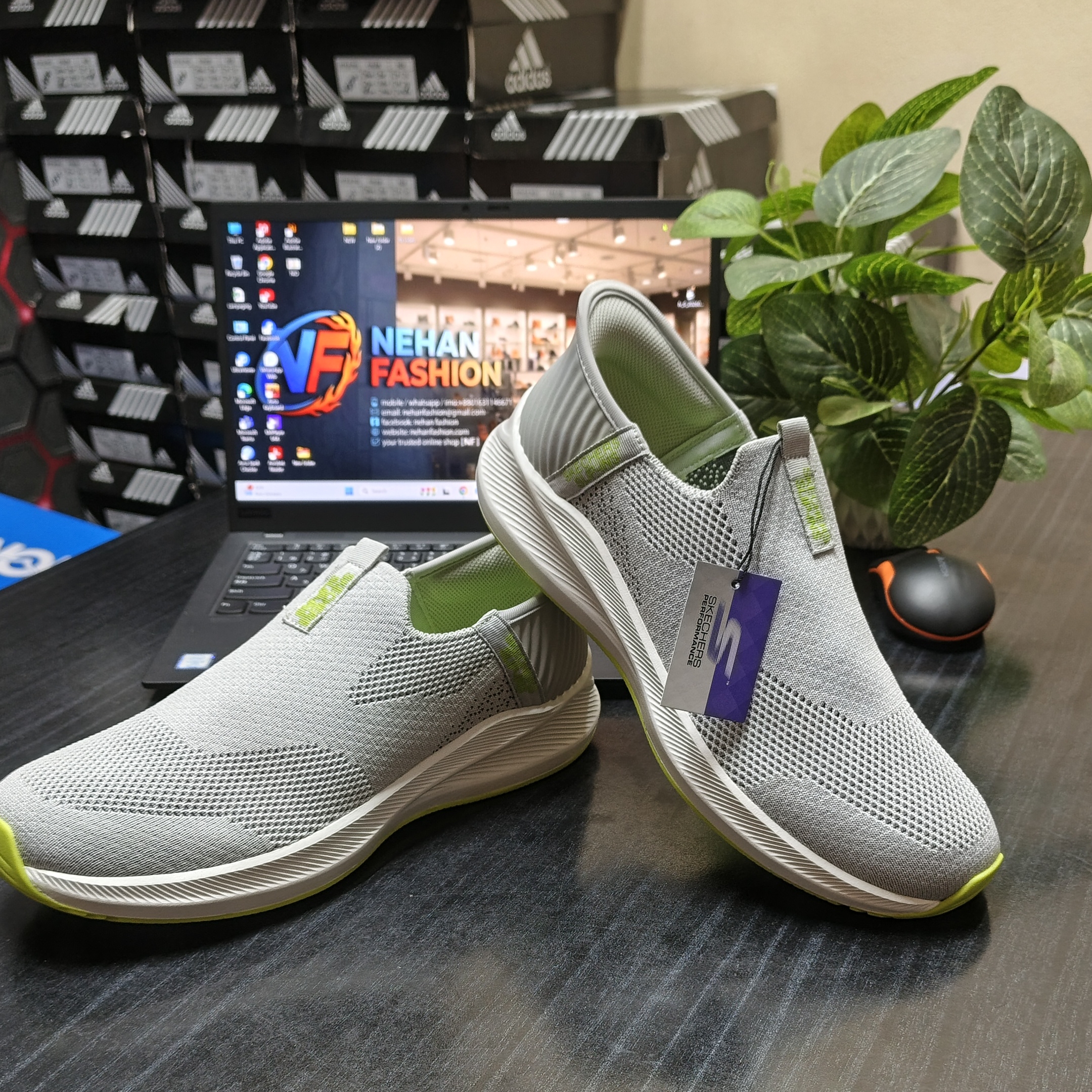 SKECHERS SLIP-INS” 𝐒𝐧𝐞𝐚𝐤𝐞𝐫 (MINTE GREY)_img_3
