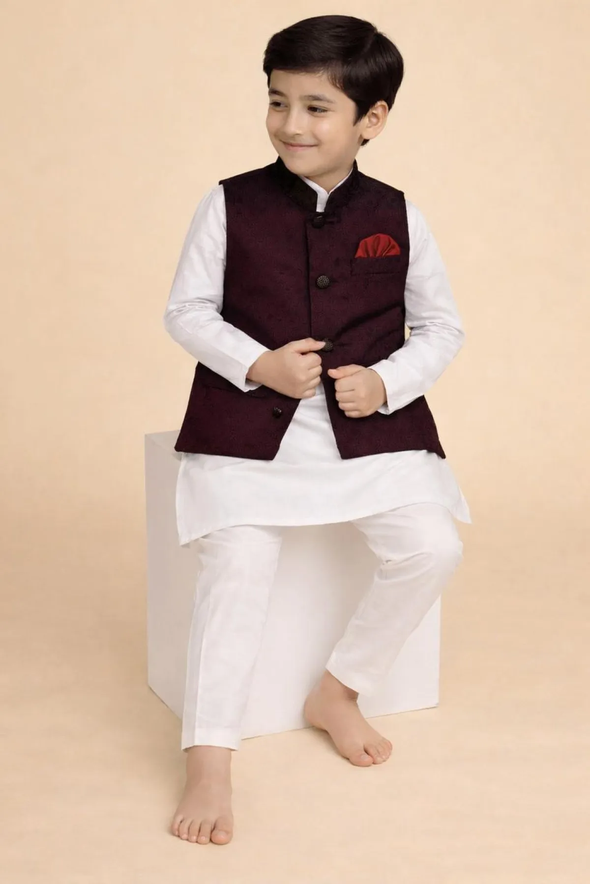 Baby panjabi set (koti Meroon)