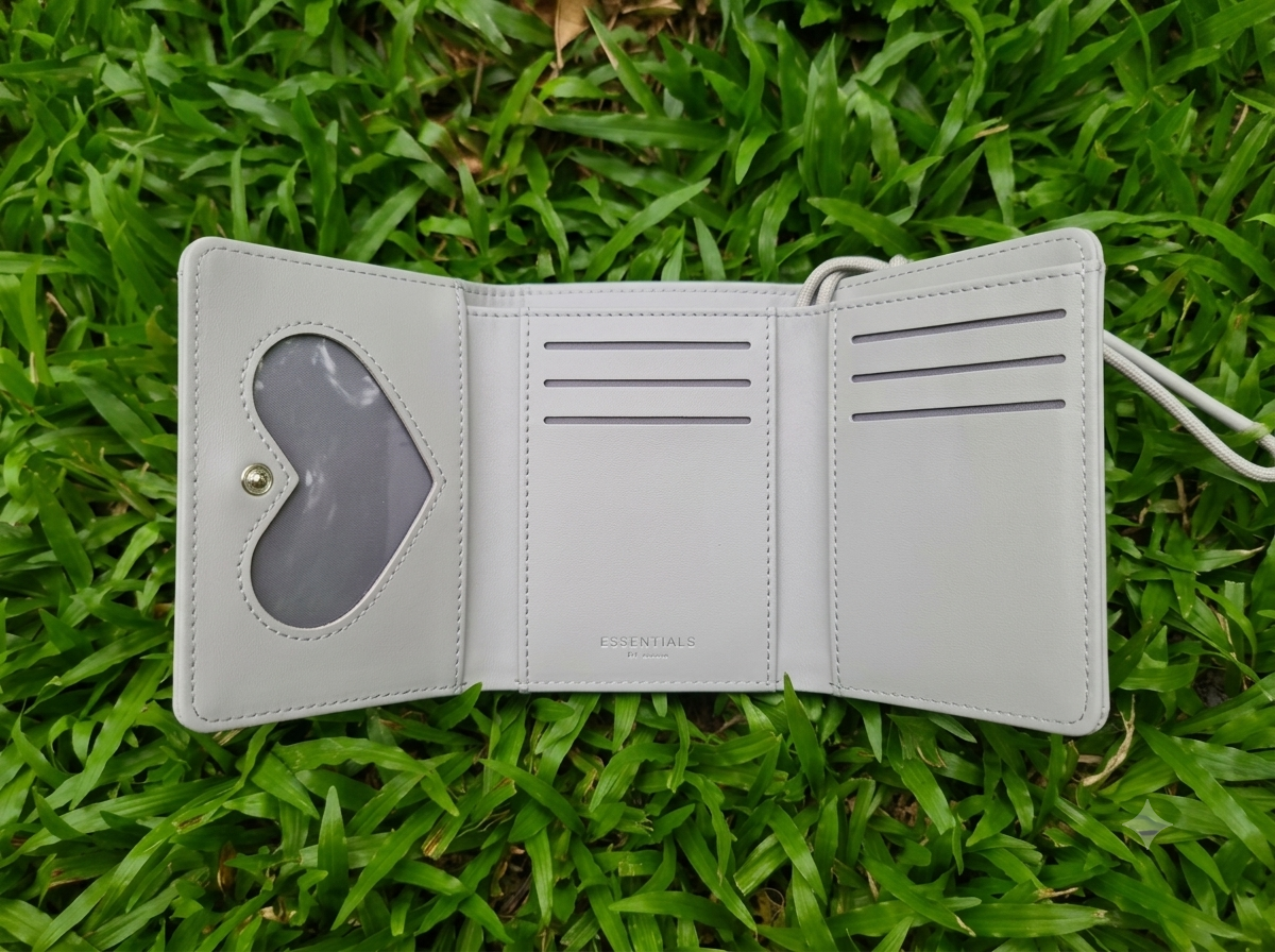 Wallet image 2