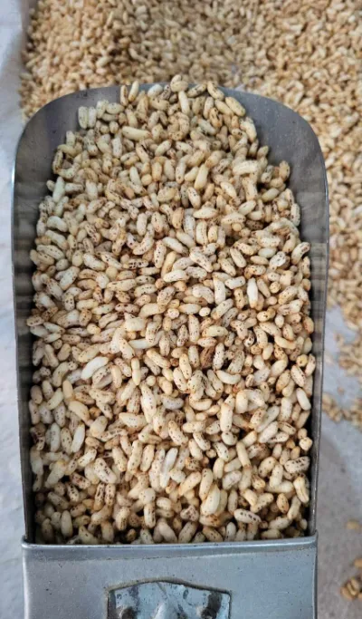 লাল চালের হাতে ভাঁজা মুড়ি - Red Puffed Rice_img_1