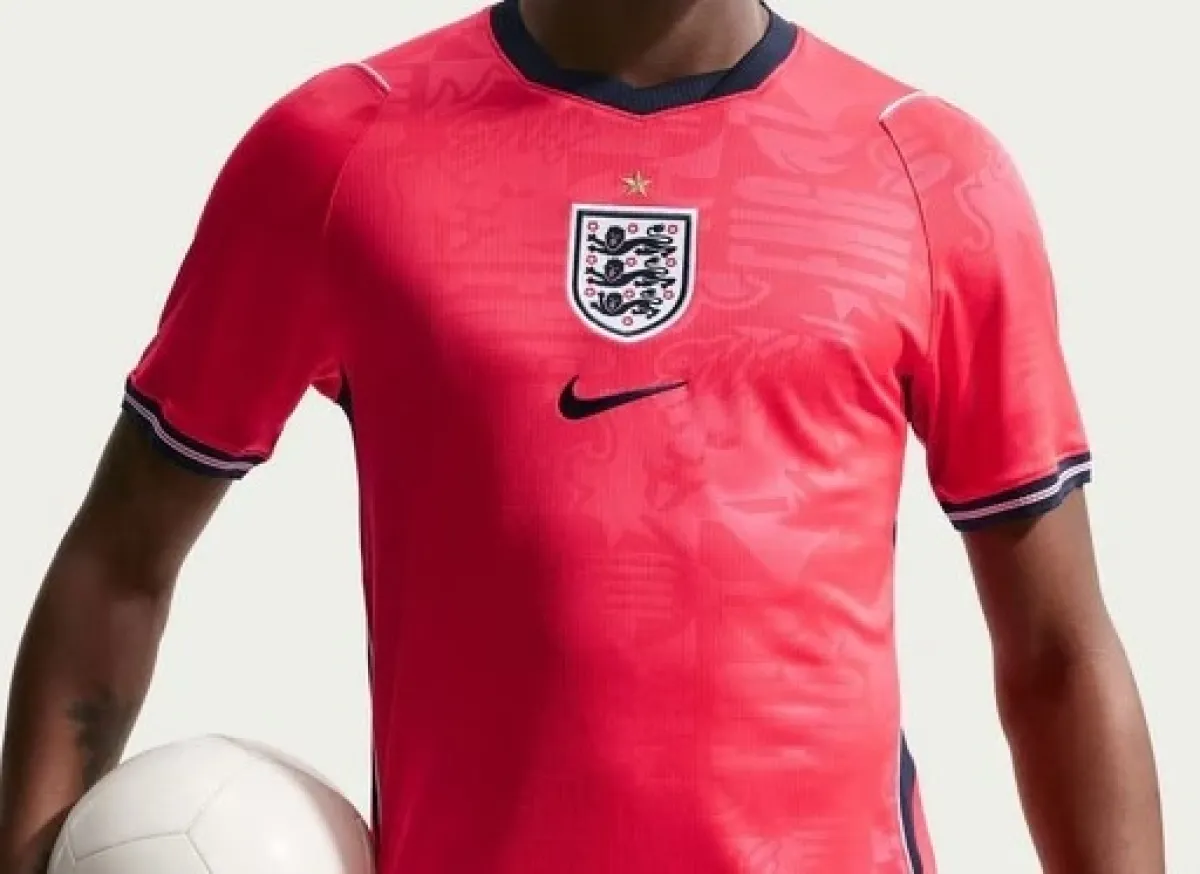 England World Cup 2026 Away Kit - Player Edition Half Sleeve.