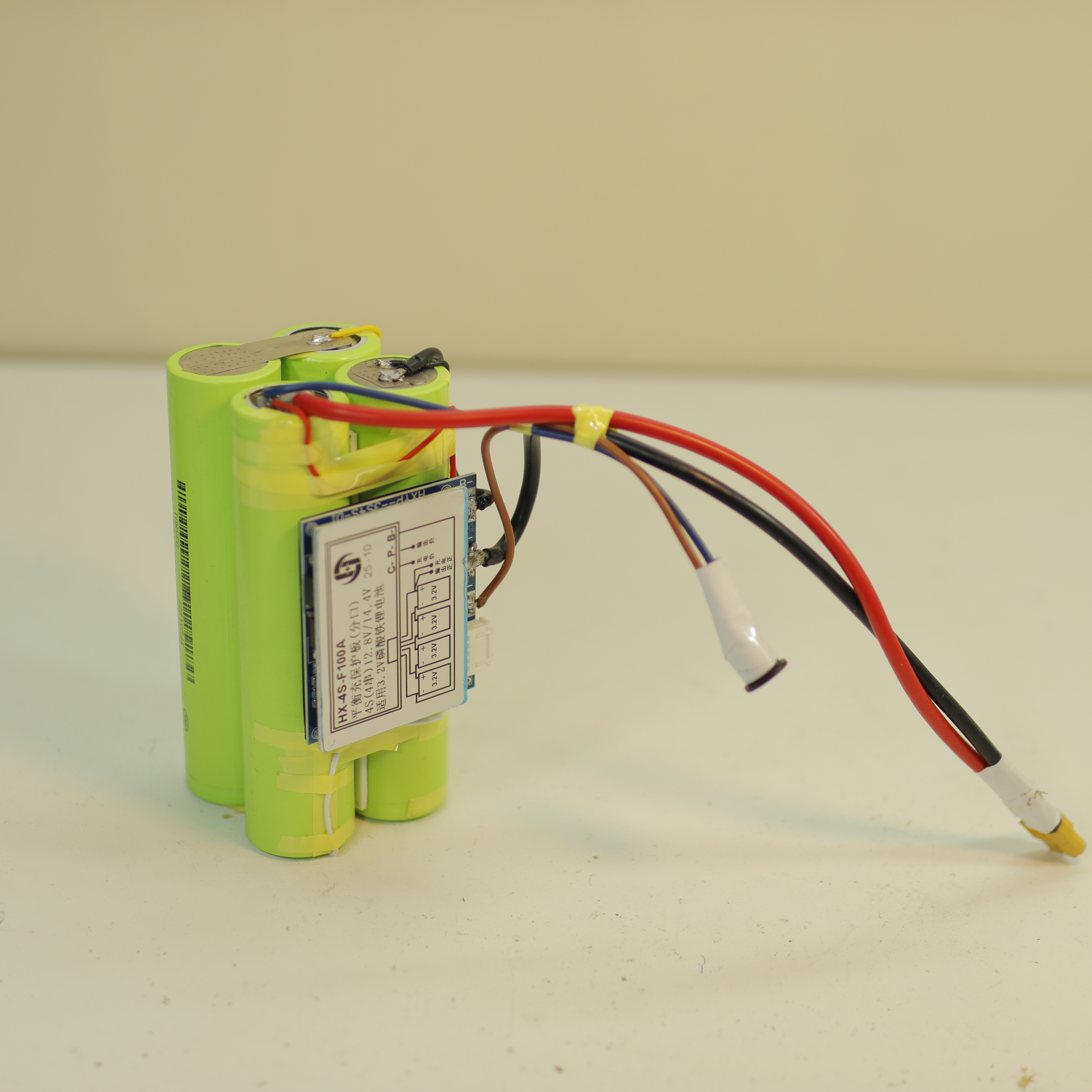 12V 15Amp LifePO4 Battery Pack With 100Amp Bms