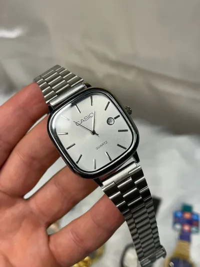CASIO QUARTZ VINTAGE WATCH_img_0