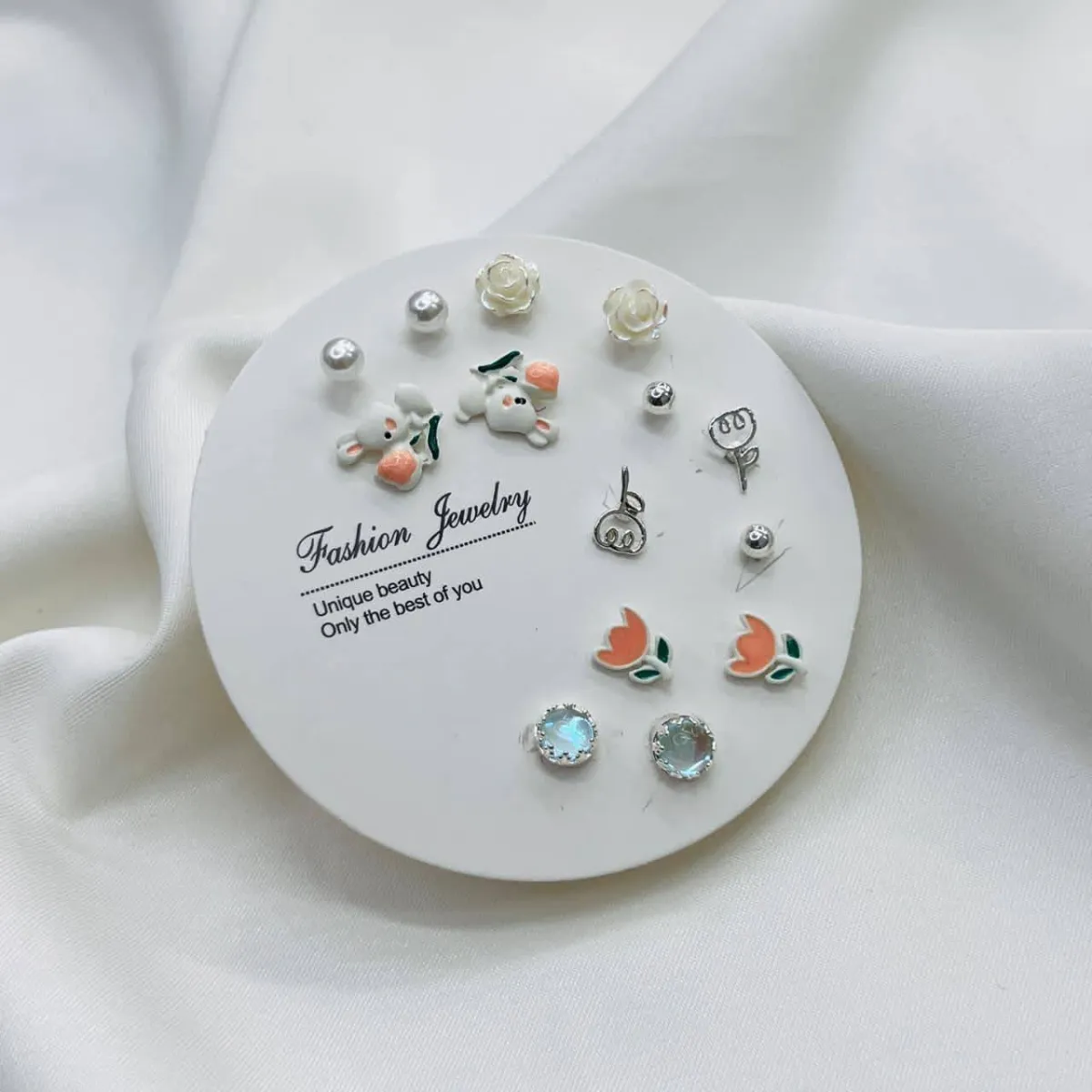 Elegant Mix & Match Earrings Set (7 Pairs) - Rabbit - Image 1