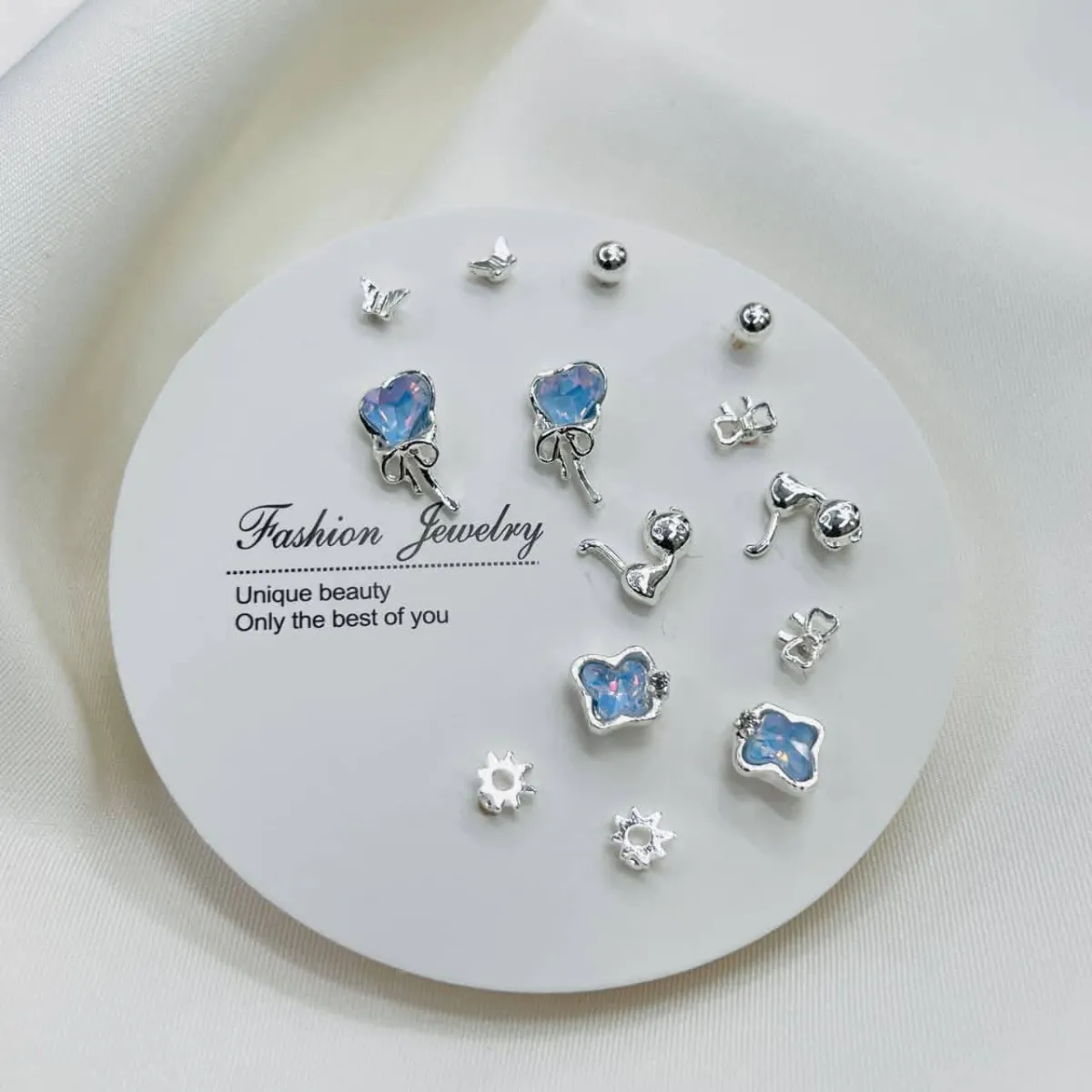 Elegant Mix & Match Earrings Set (7 Pairs) - Silver cat - Image 1
