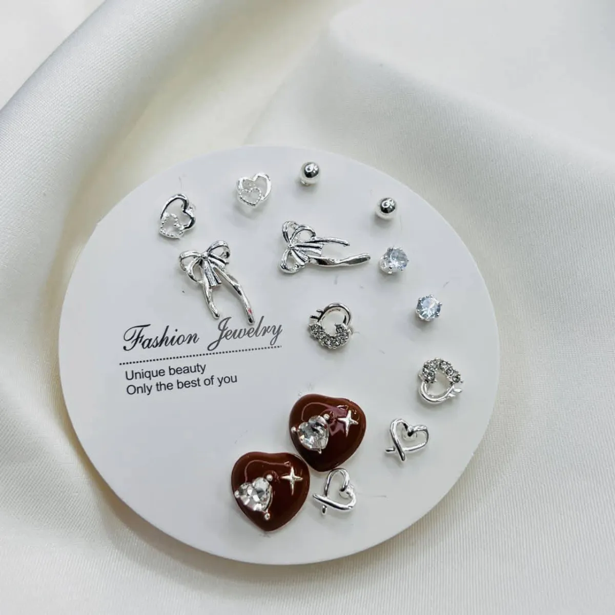 Elegant Mix & Match Earrings Set (7 Pairs) - Heart stone - Image 1