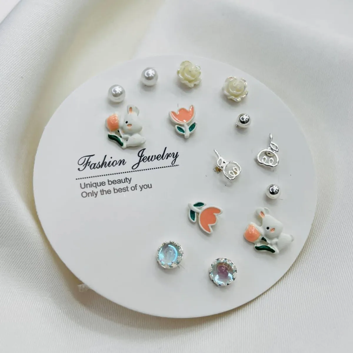 Elegant Mix & Match Earrings Set (7 Pairs) - Rabbit - Image 1