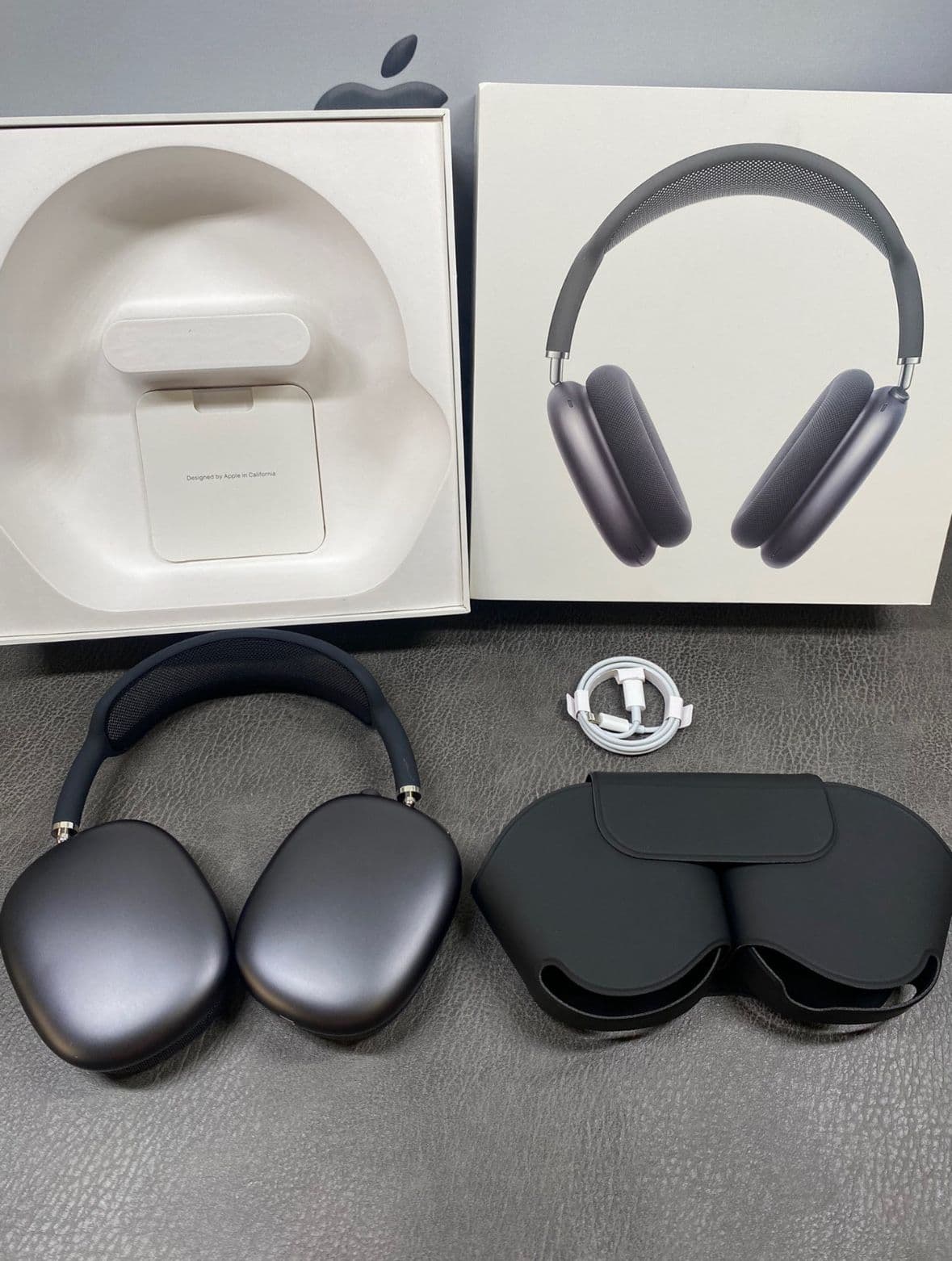 Apple Airpods Max Headphones A2098 thumbnail 2