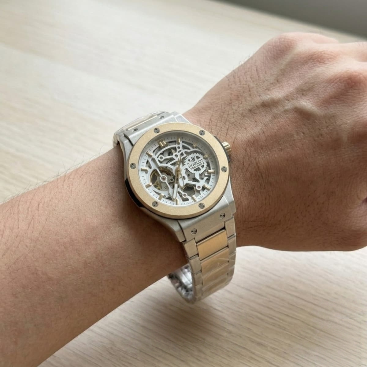 Hublot-branded automatic mechanical watch Hublot Chain System W0049