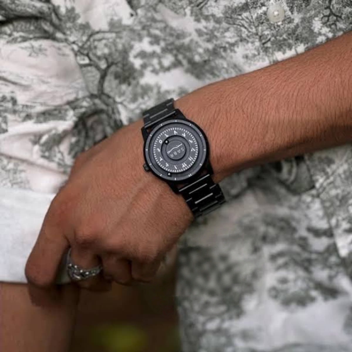 SABR Original Magnetic Watch W0041 thumbnail 3