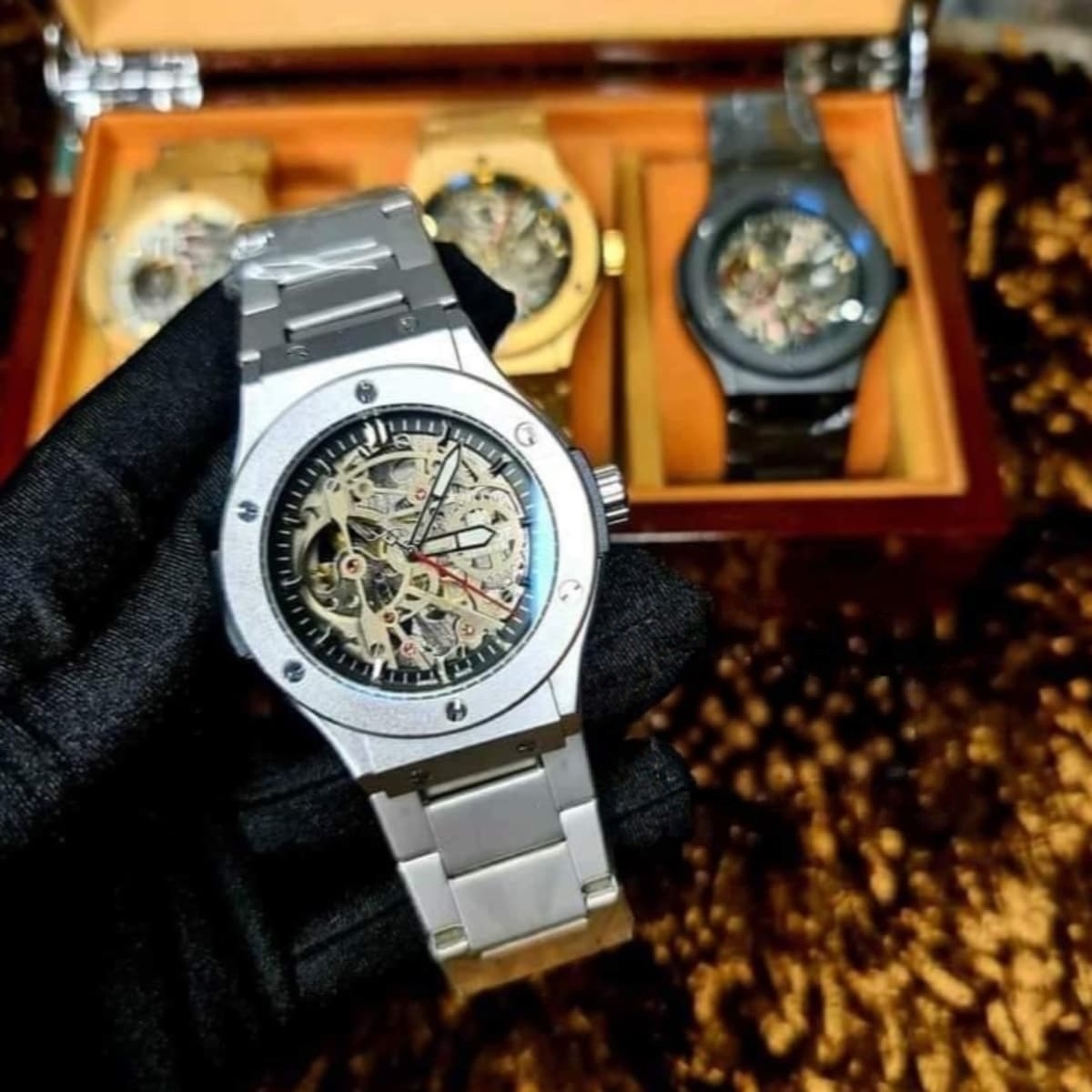 Hublot-branded automatic mechanical watch Hublot Chain System W0049 thumbnail 4