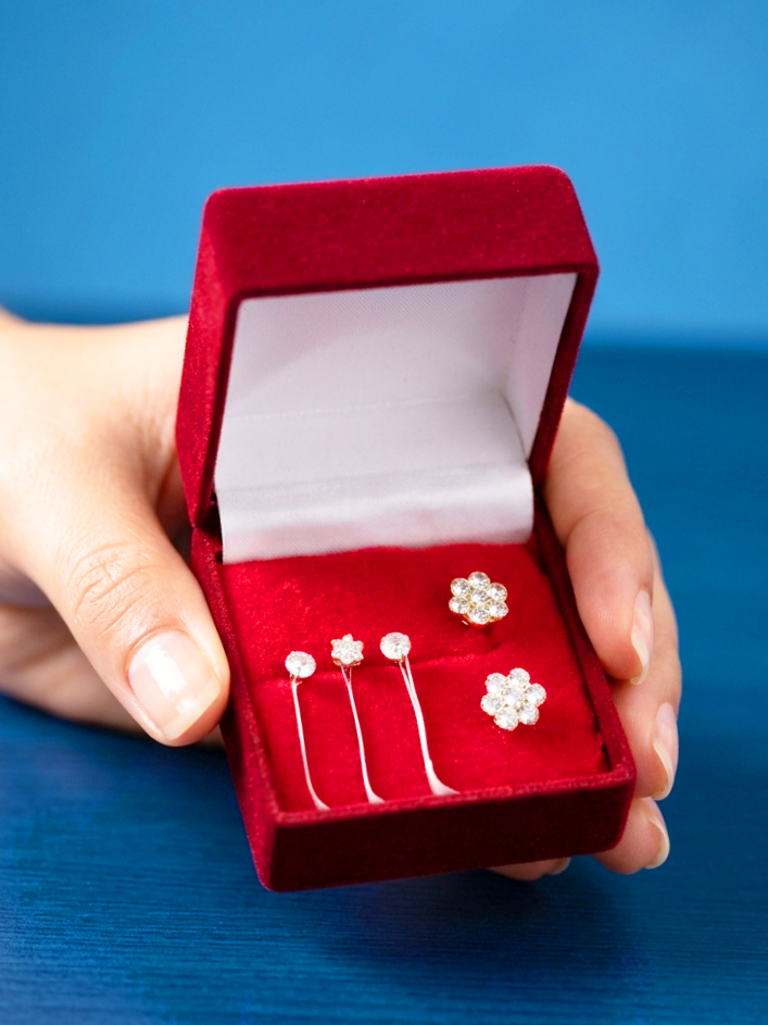 7 Stone Diamond Curt (৩ পিস নাক ফুল কম্বো) ( N S 33 )
